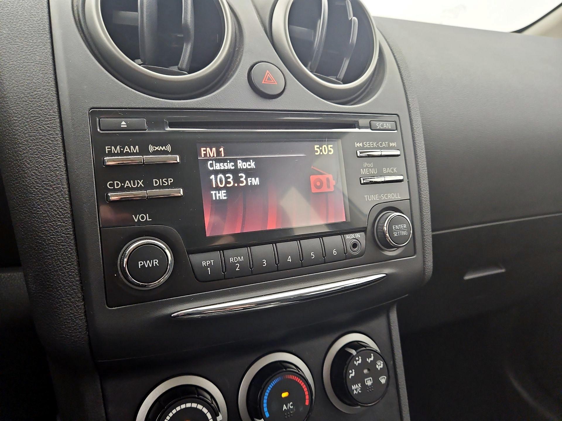 Thumbnail: 2014 Nissan Rogue - 15
