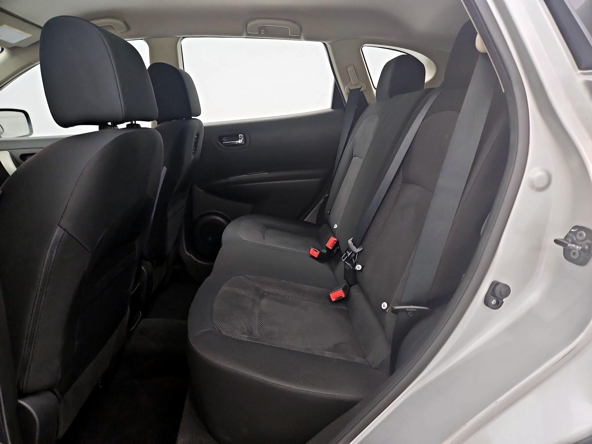 Thumbnail: 2014 Nissan Rogue - 19