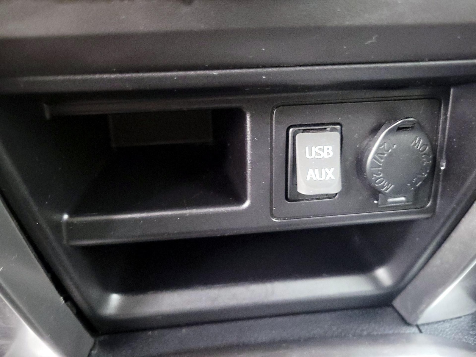 2017 Toyota 4Runner SR5 - Photo 11