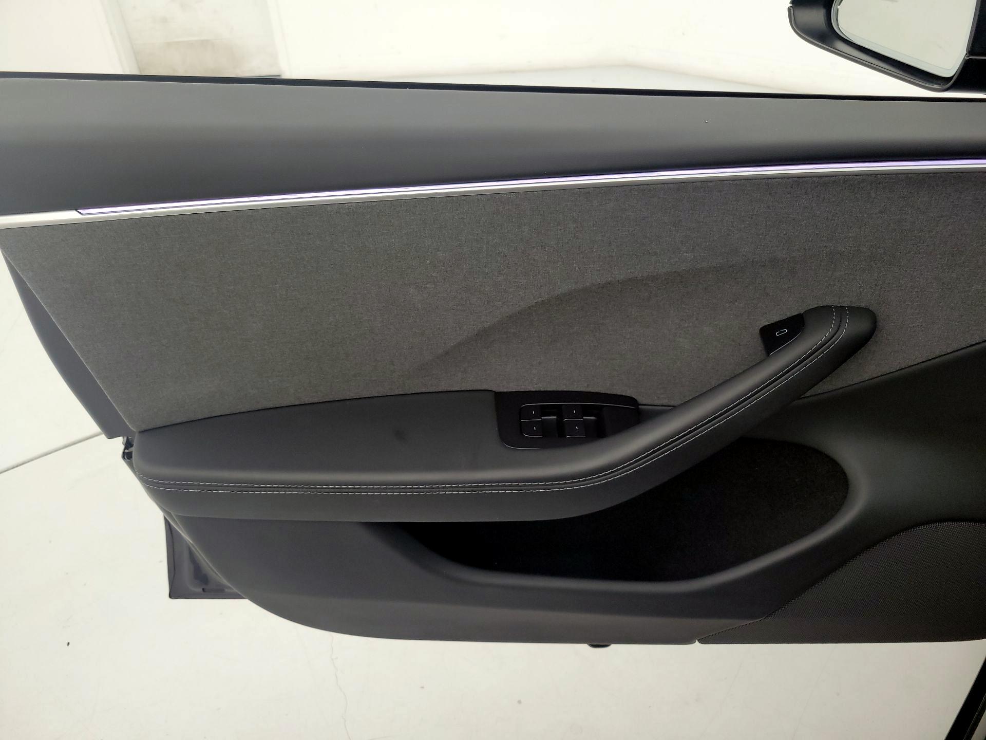 Thumbnail: 2024 Tesla Model 3 - 12