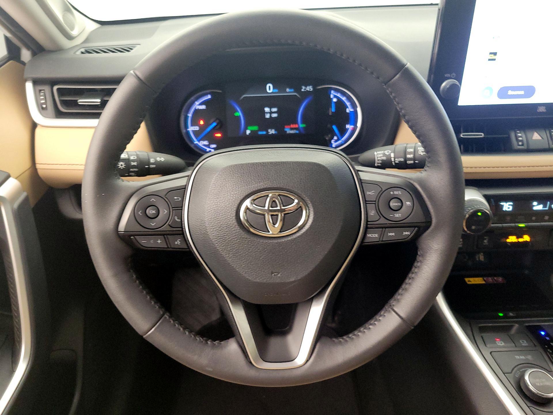 Thumbnail: 2024 Toyota RAV4 - 10