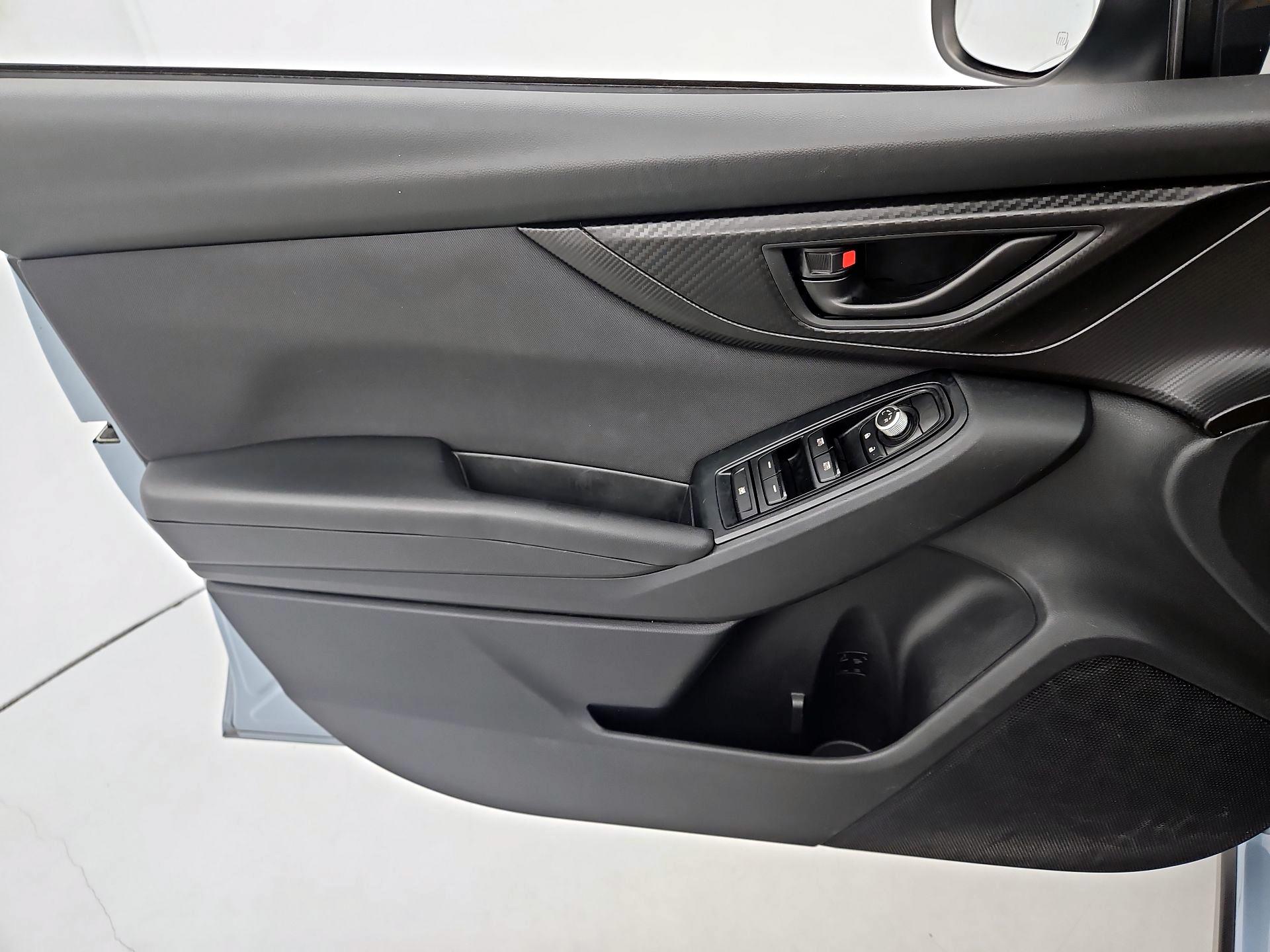 Thumbnail: 2020 Subaru Crosstrek - 12