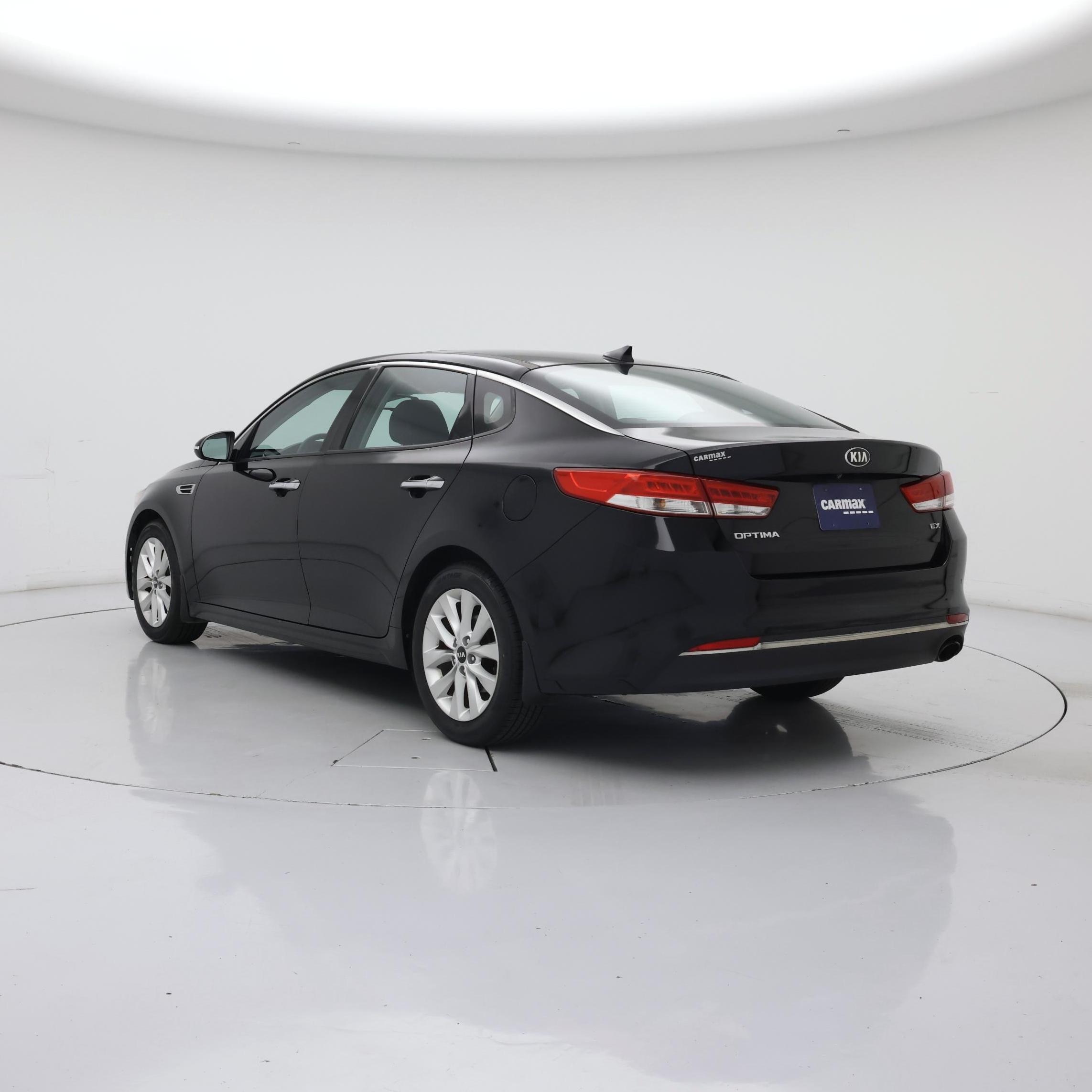 Thumbnail: 2017 Kia Optima - 2