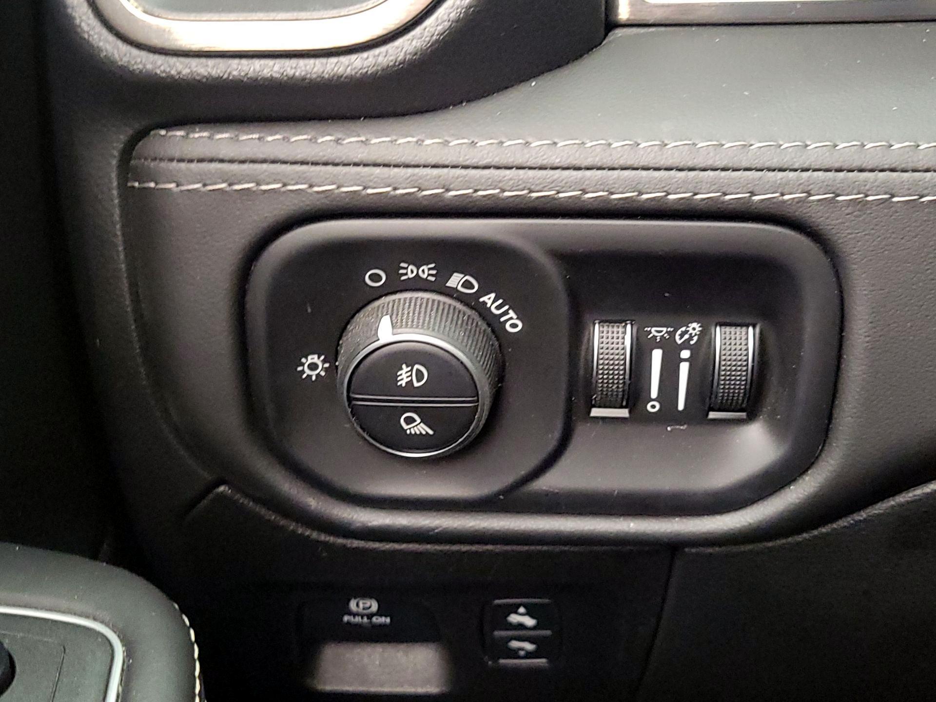 Thumbnail: 2021 RAM 1500 - 13