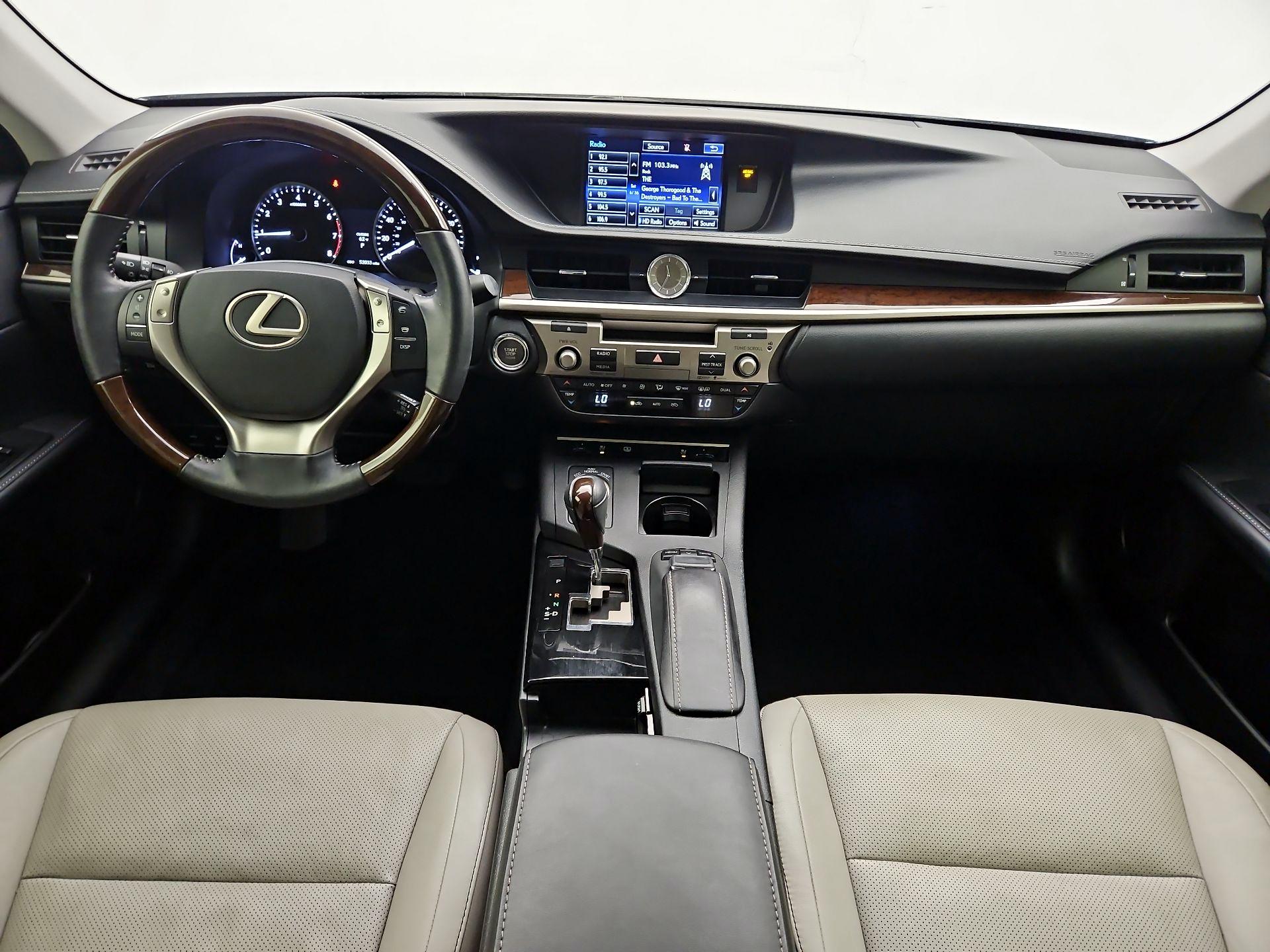 Thumbnail: 2015 Lexus ES - 9