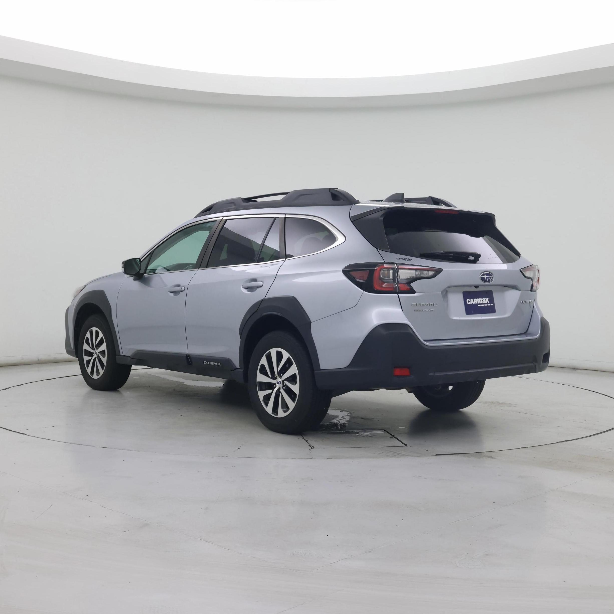 Thumbnail: 2023 Subaru Outback - 2