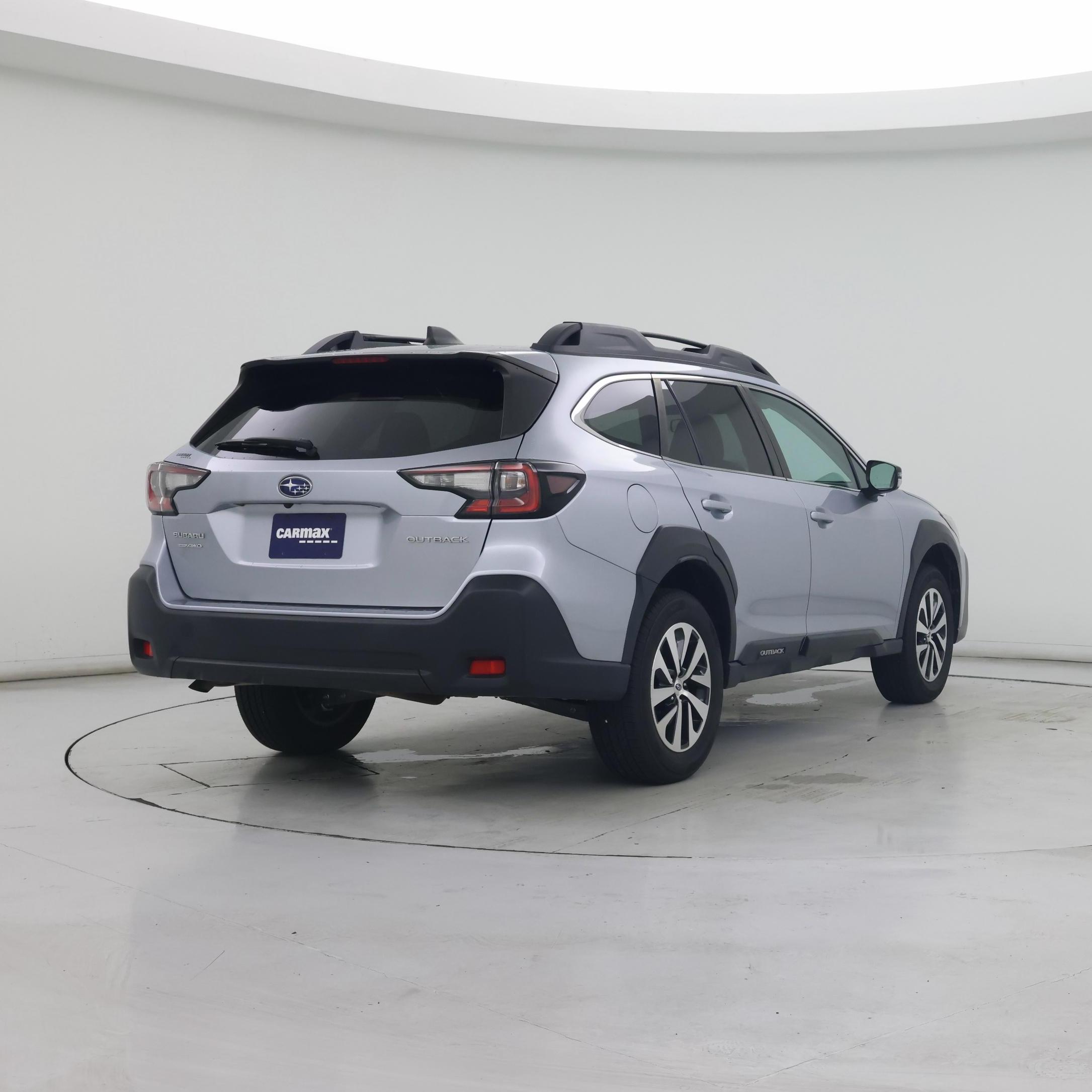 Thumbnail: 2023 Subaru Outback - 8