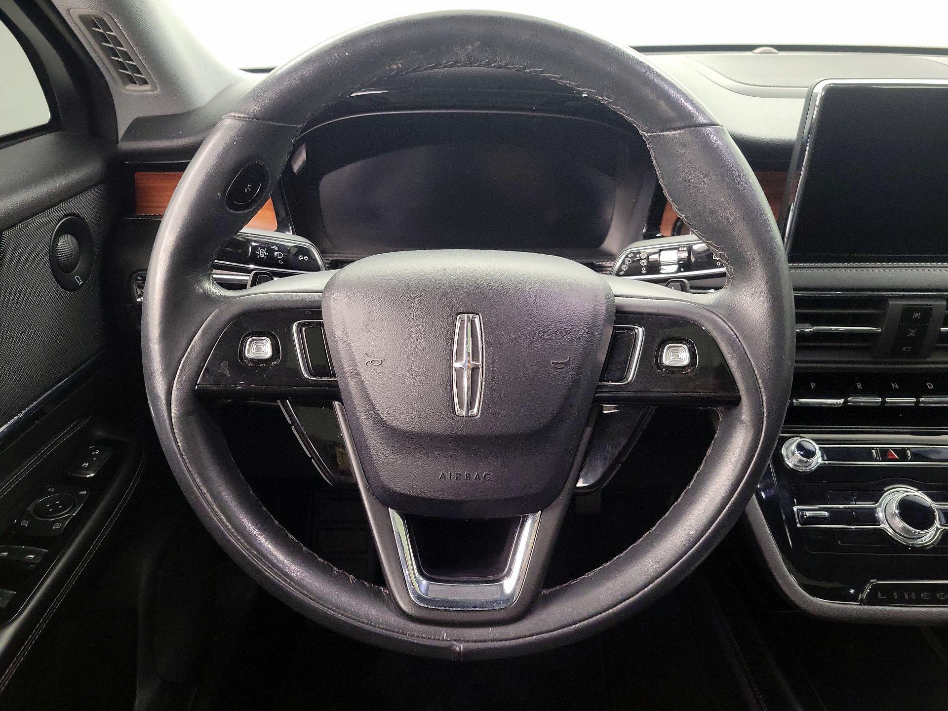 Thumbnail: 2021 Lincoln Corsair - 10
