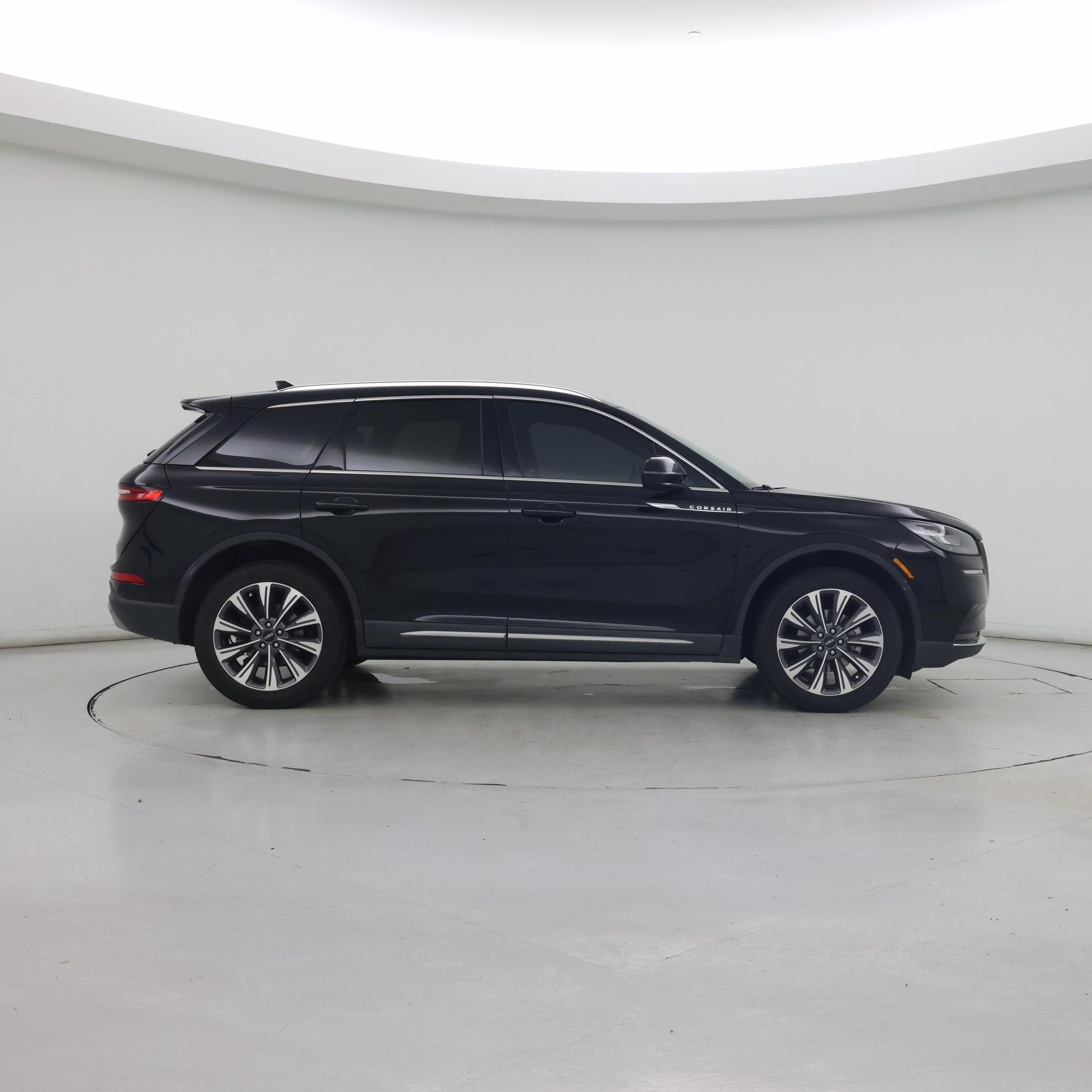 Thumbnail: 2021 Lincoln Corsair - 7
