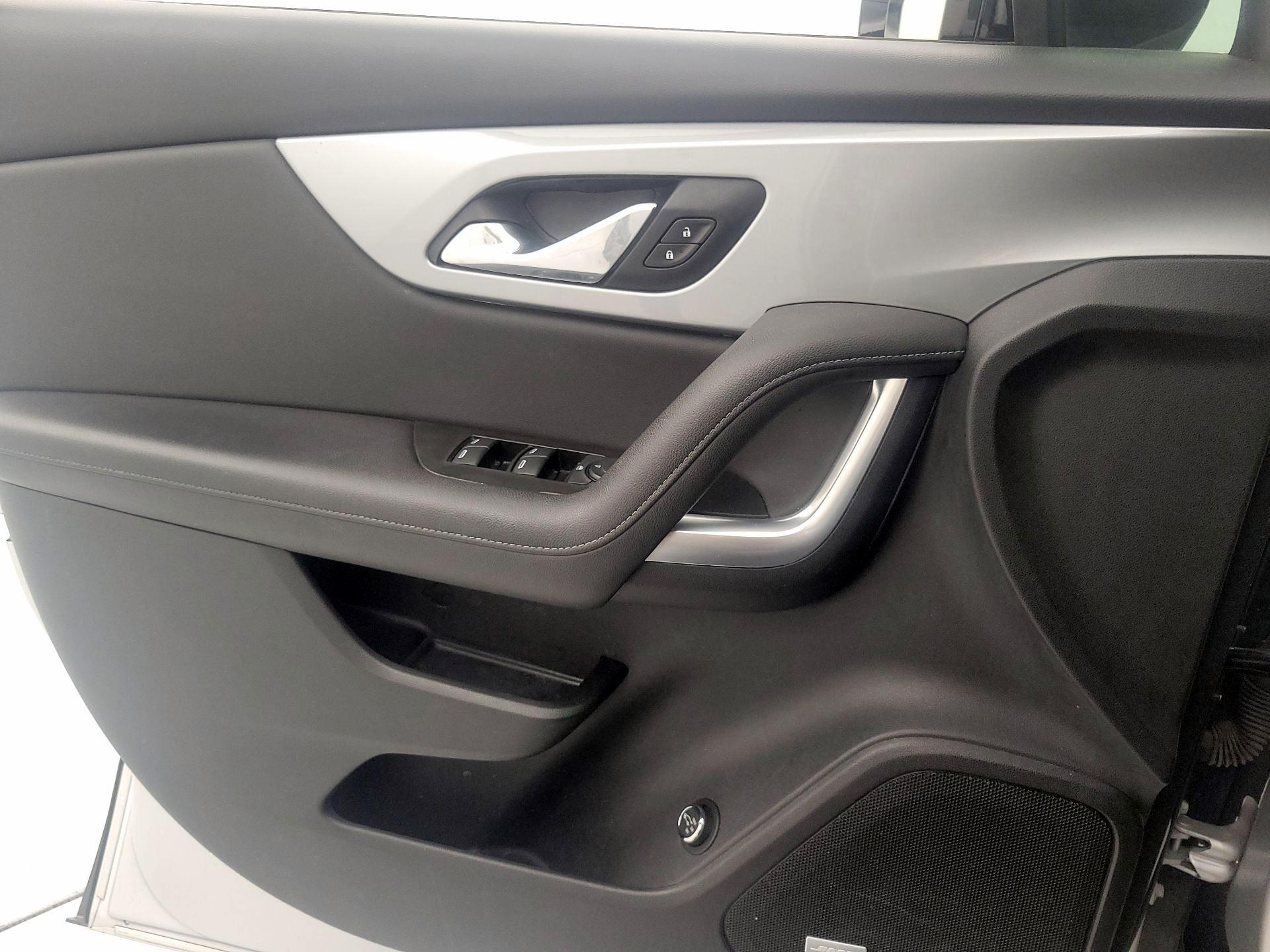 Thumbnail: 2020 Chevrolet Blazer - 12