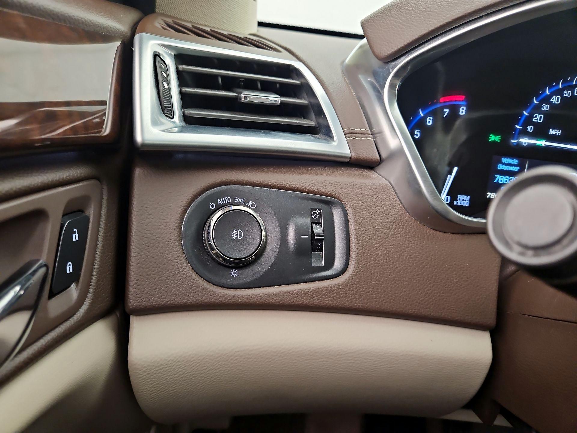 Thumbnail: 2015 Cadillac SRX - 13