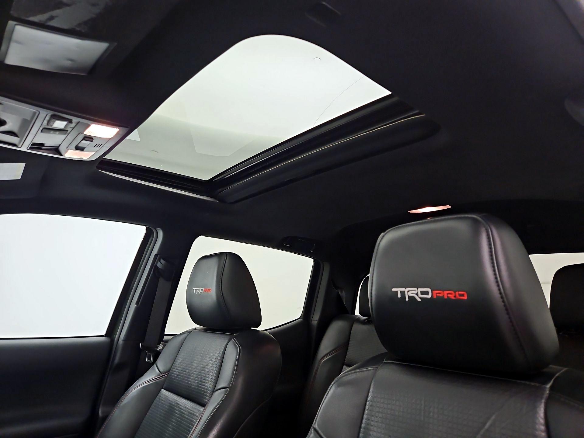 Thumbnail: 2020 Toyota Tacoma - 19