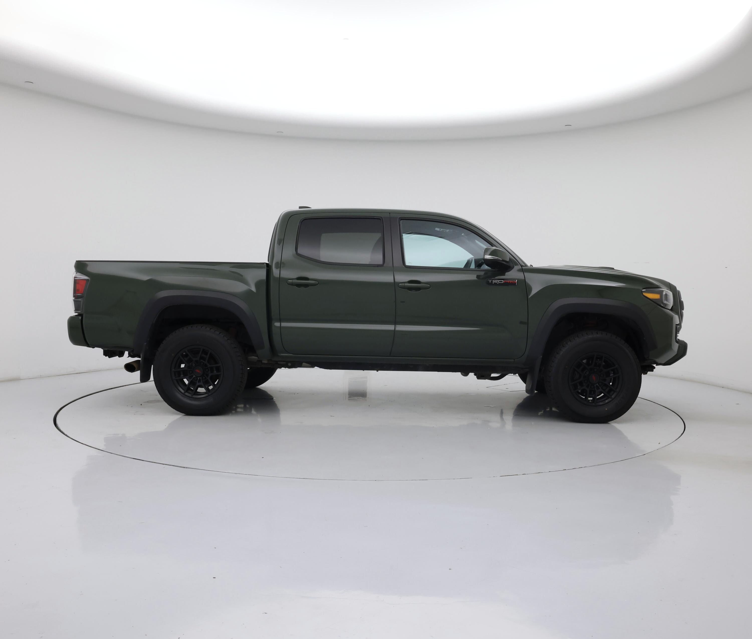 Thumbnail: 2020 Toyota Tacoma - 7