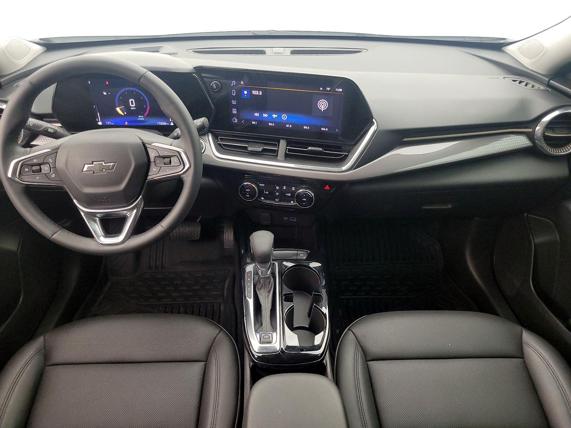 Thumbnail: 2025 Chevrolet Trax - 9
