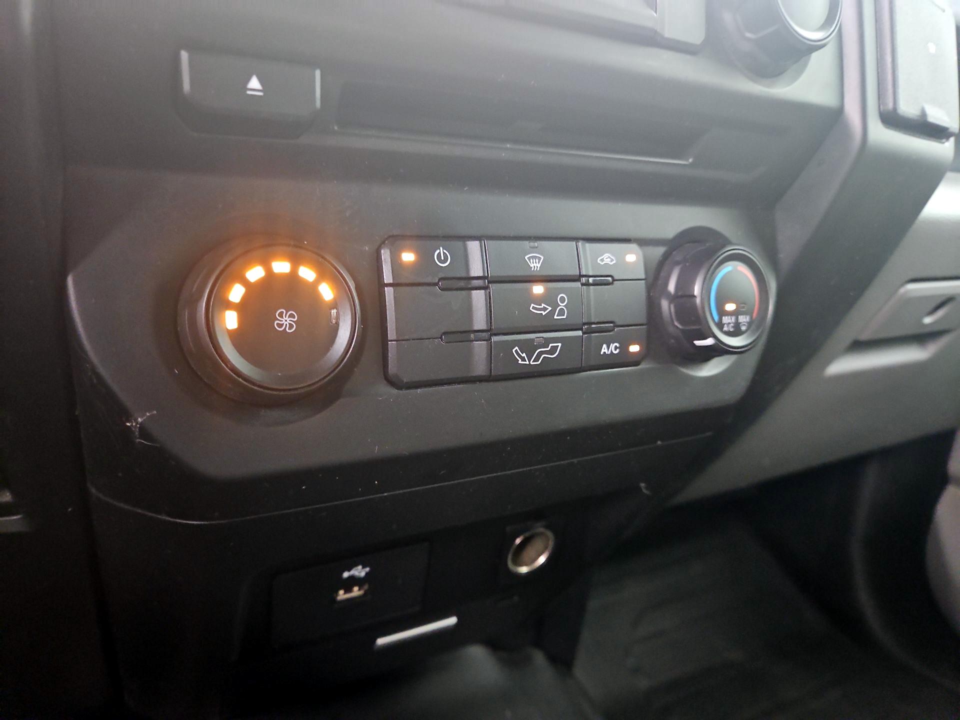 Thumbnail: 2016 Ford F-150 - 15
