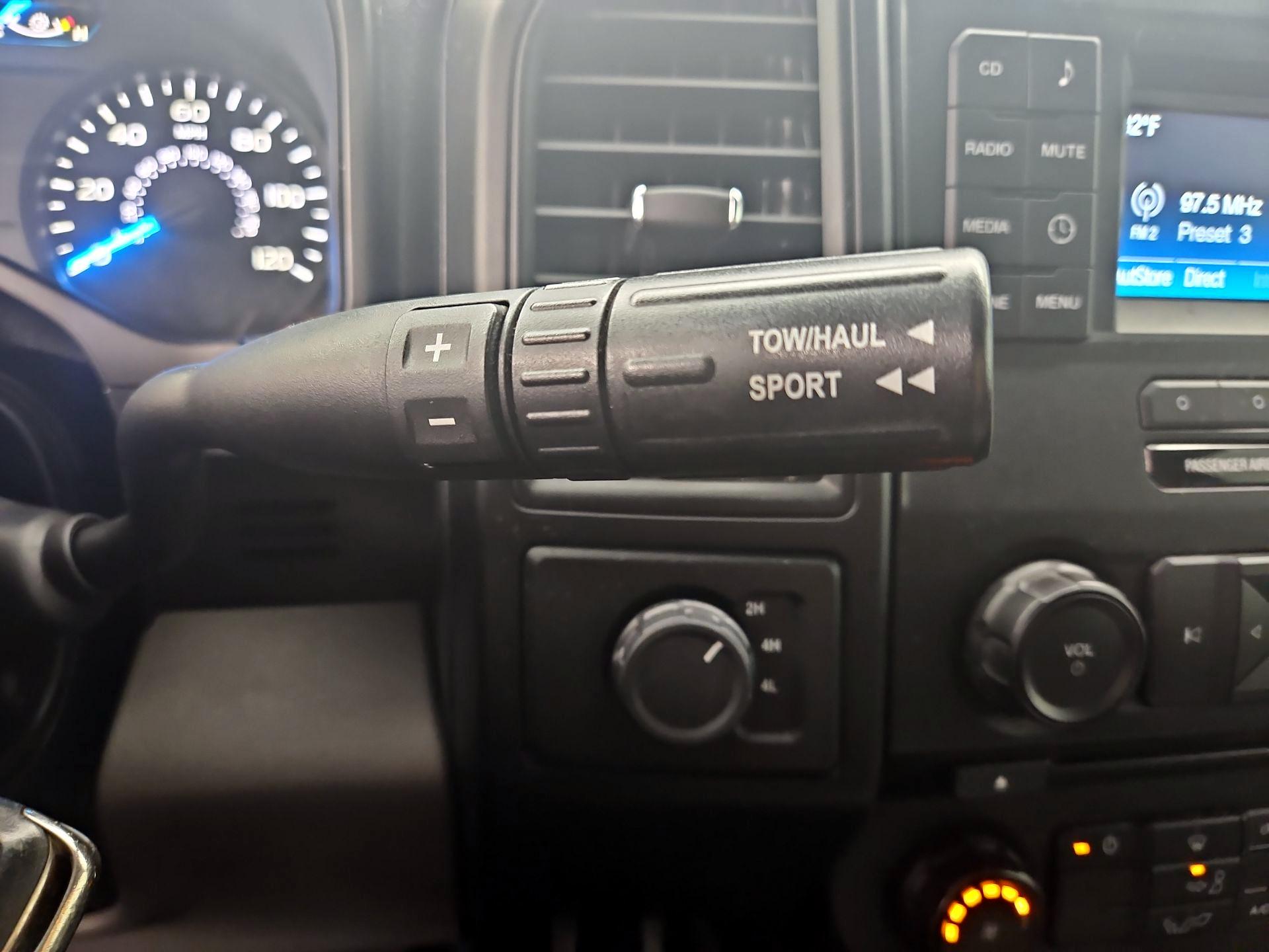 Thumbnail: 2016 Ford F-150 - 16