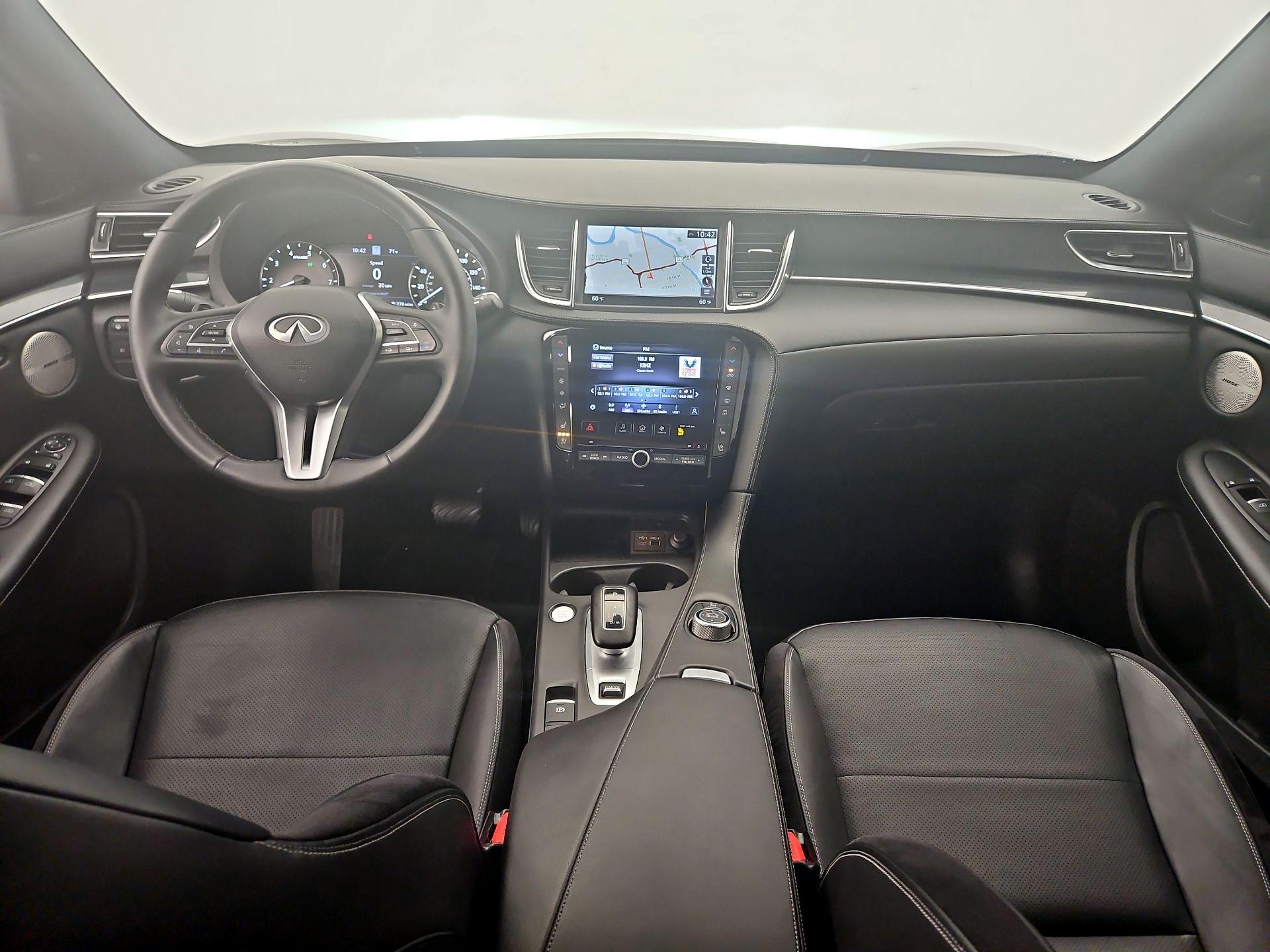 Thumbnail: 2024 INFINITI QX50 - 9