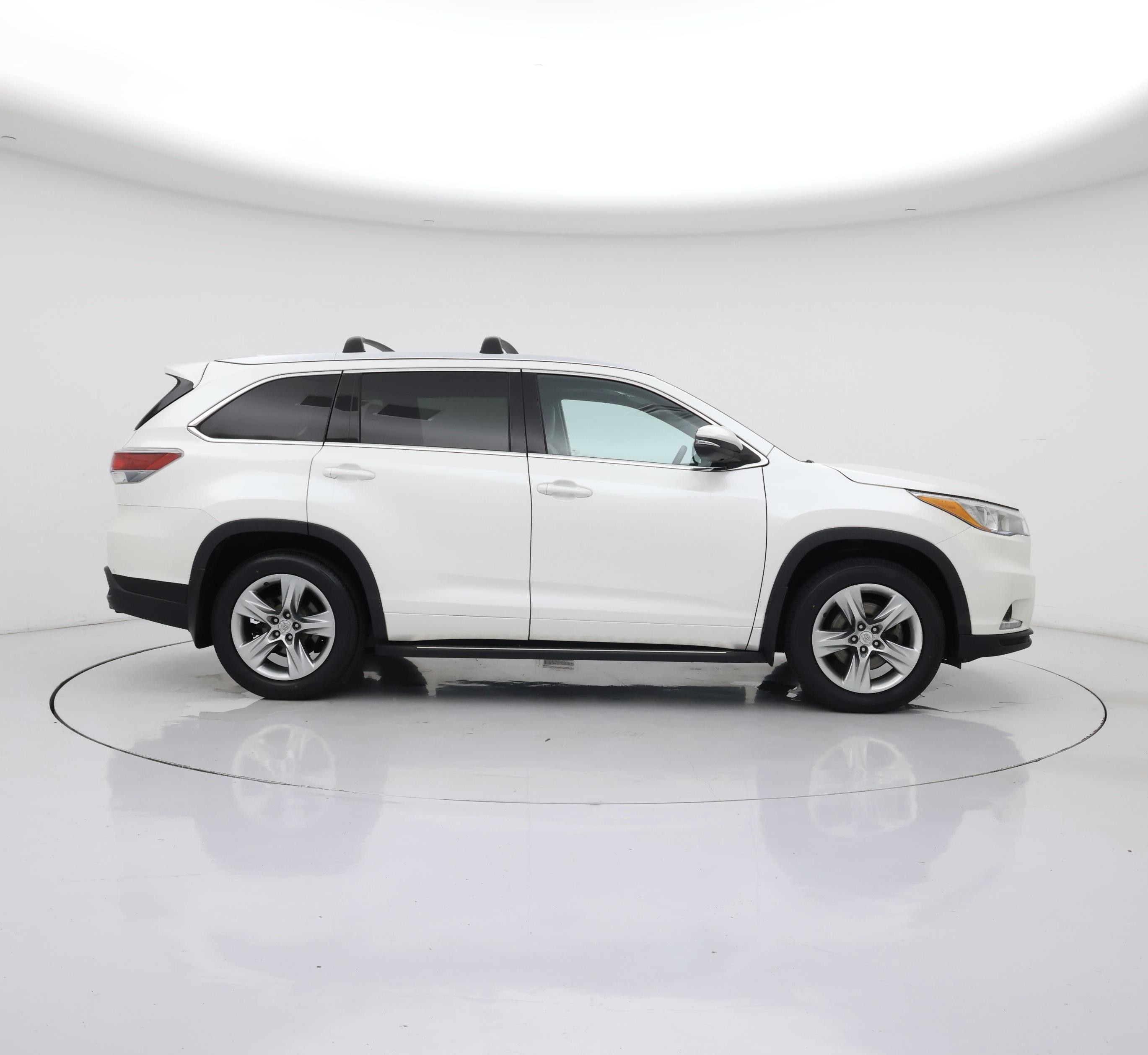 Thumbnail: 2015 Toyota Highlander - 7
