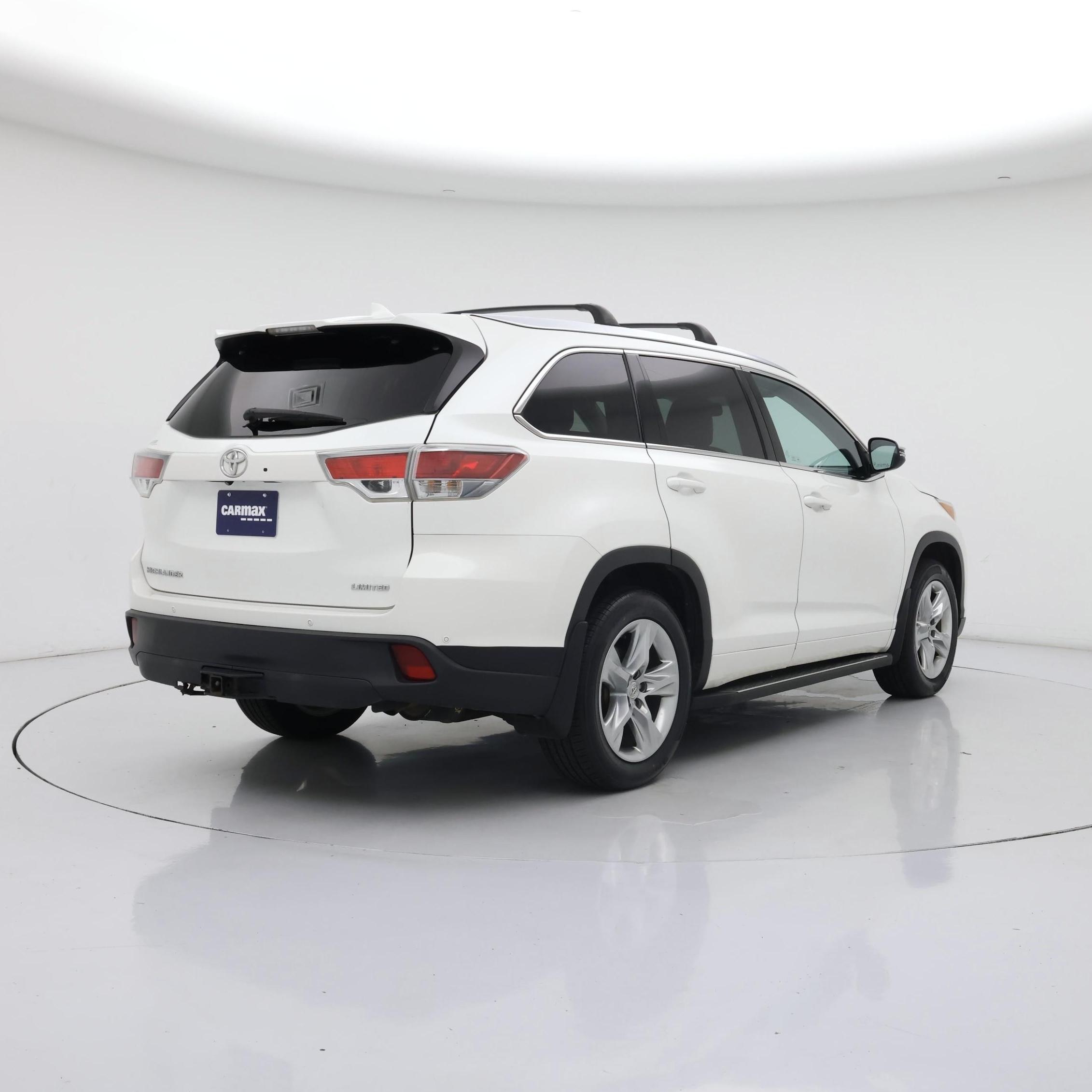 Thumbnail: 2015 Toyota Highlander - 8