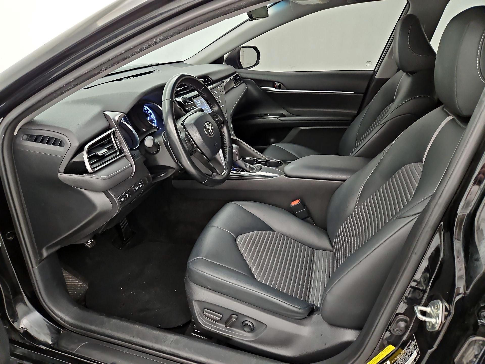 Thumbnail: 2019 Toyota Camry - 11