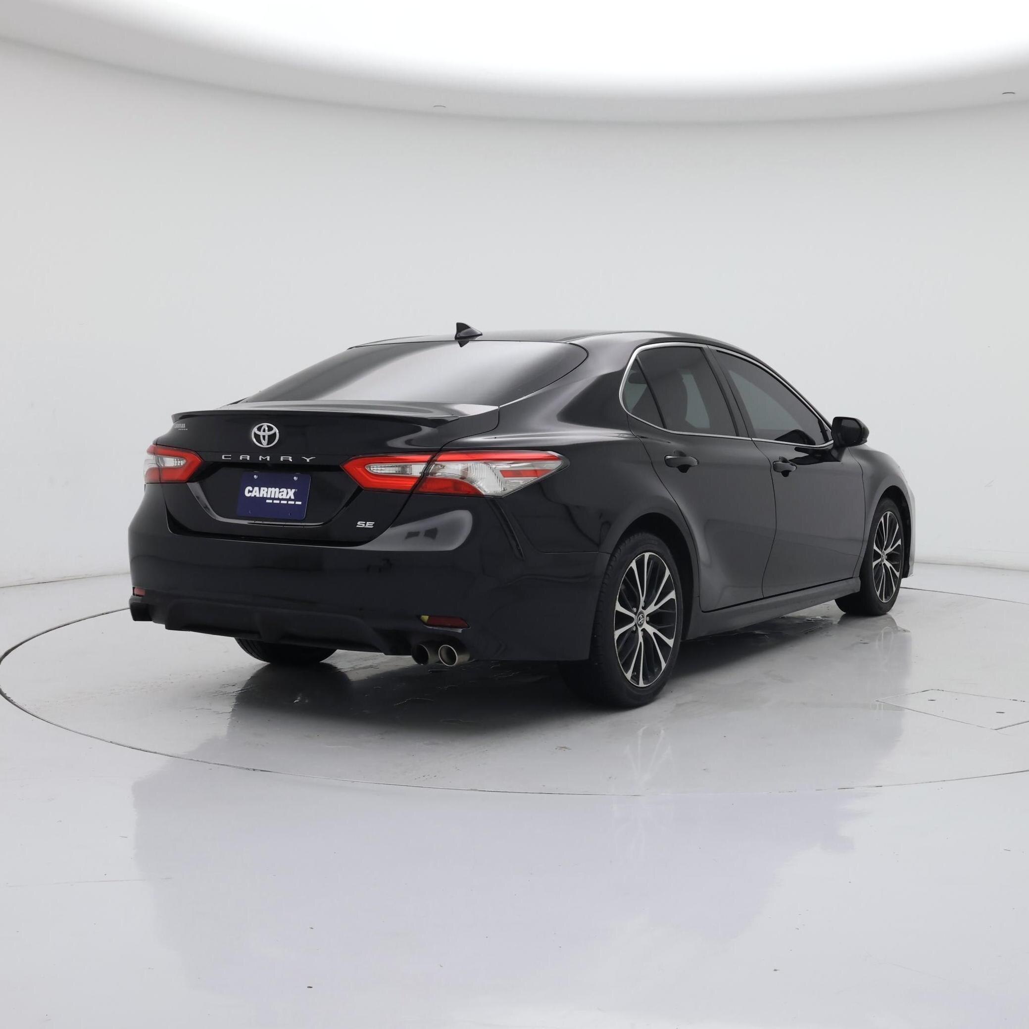 Thumbnail: 2019 Toyota Camry - 8