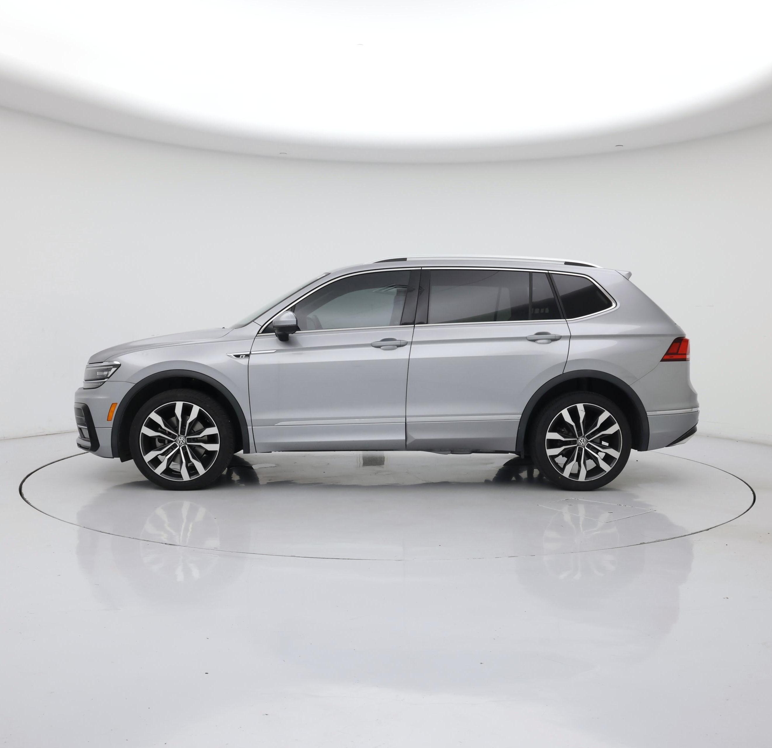 Thumbnail: 2021 Volkswagen Tiguan - 3
