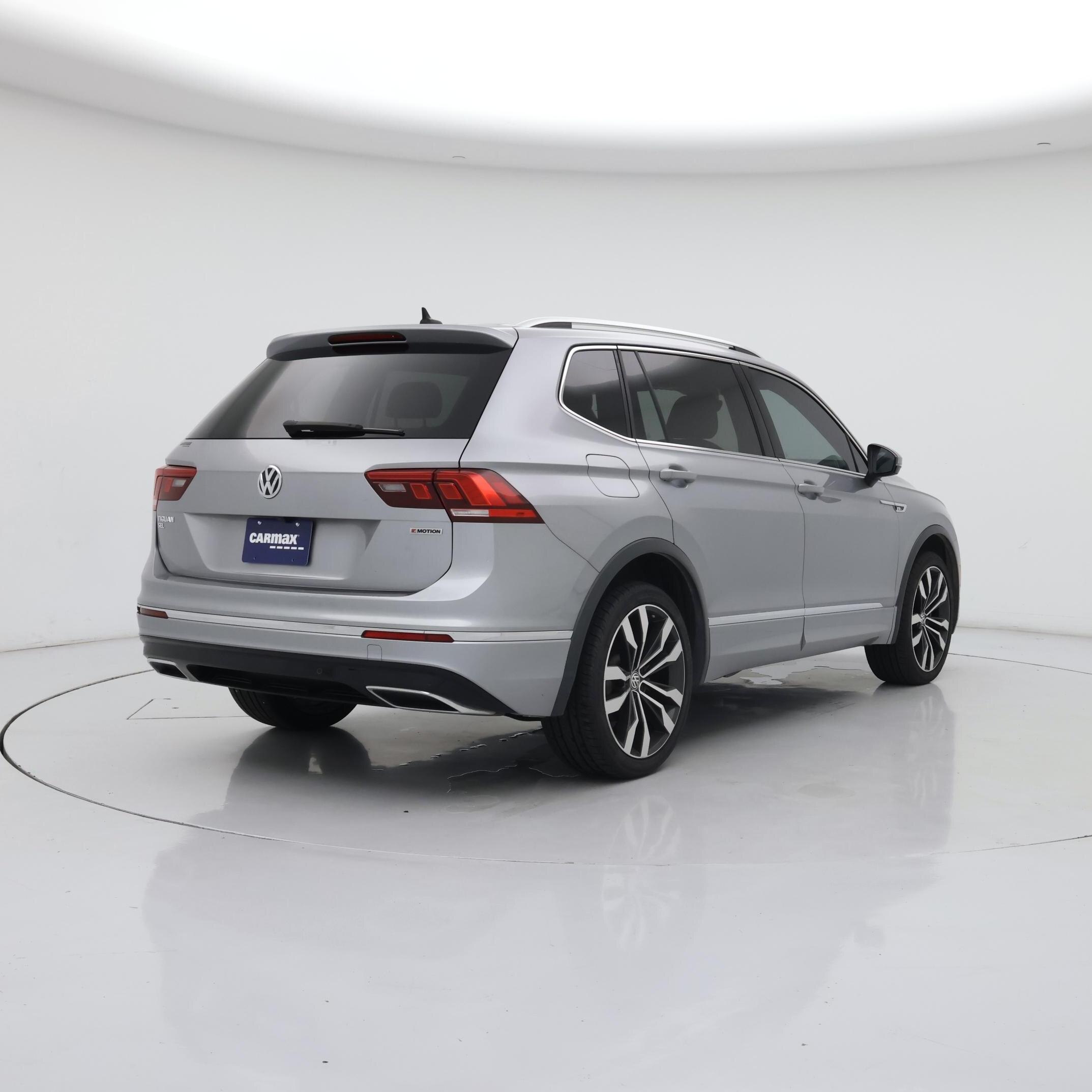 Thumbnail: 2021 Volkswagen Tiguan - 8