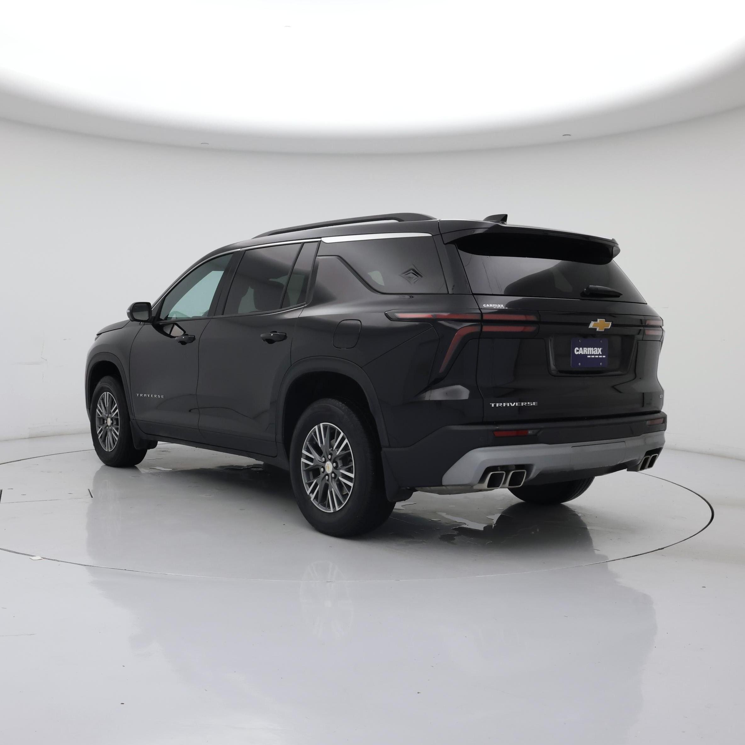 Thumbnail: 2024 Chevrolet Traverse - 2