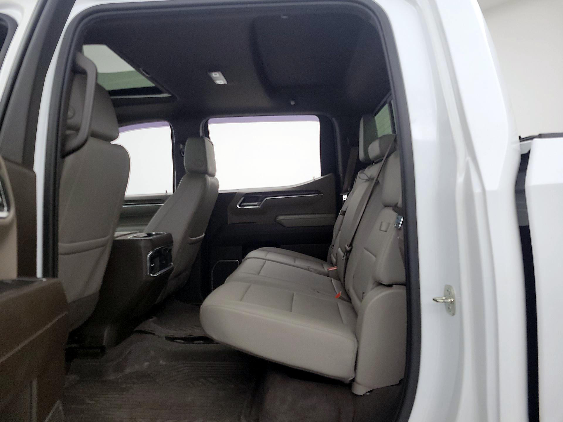 Thumbnail: 2023 Chevrolet Silverado 1500 - 20