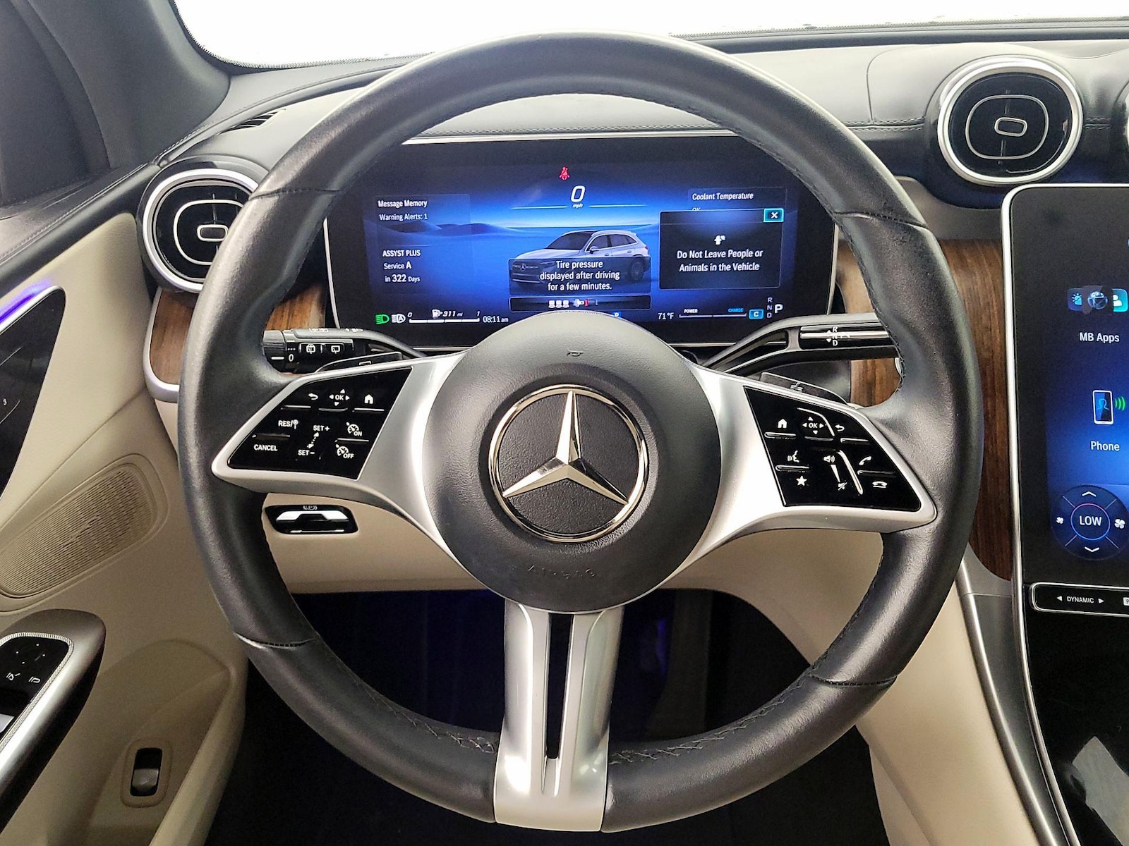 2024 Mercedes-Benz GLC GLC 300 - Photo 11