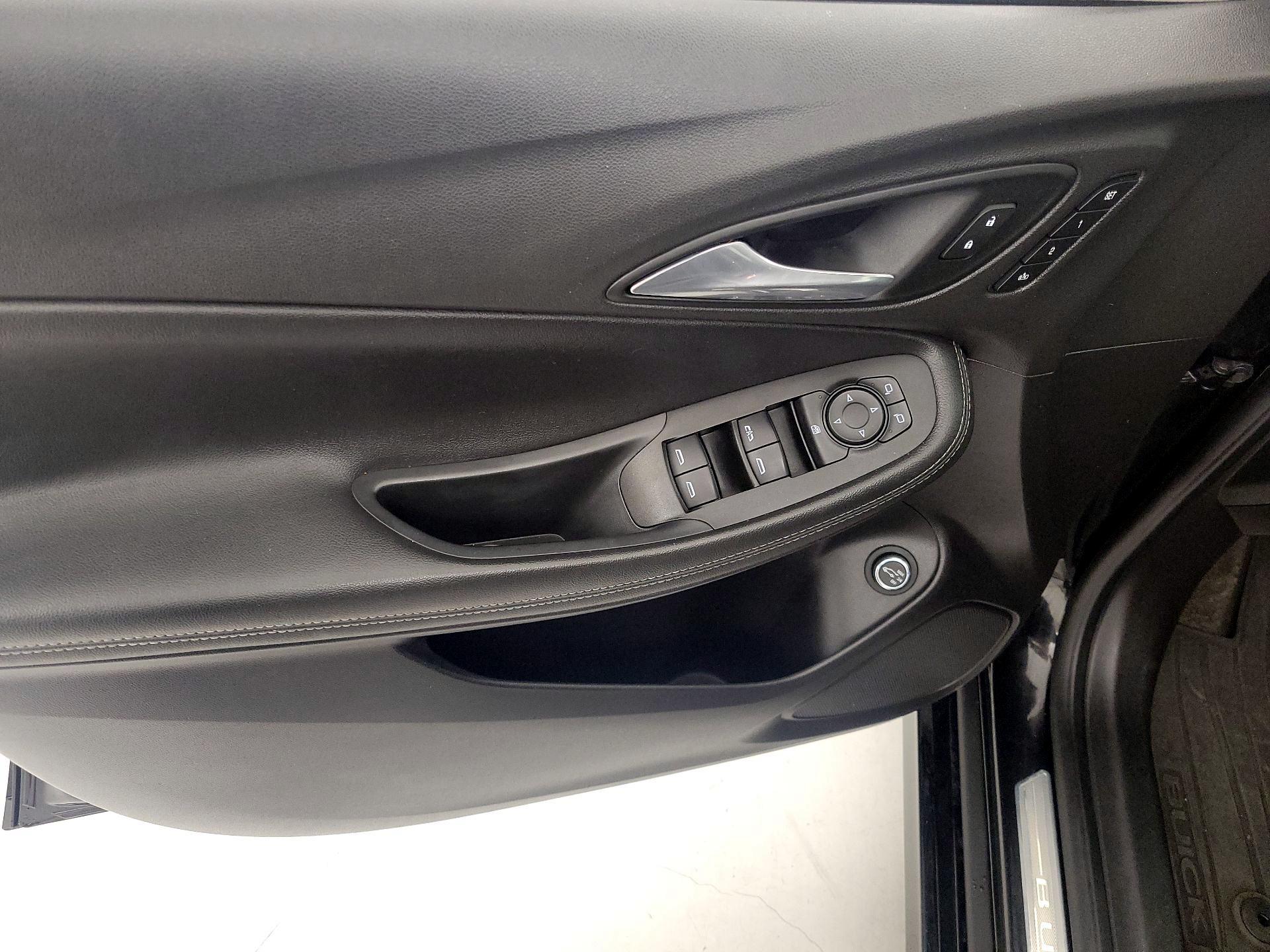Thumbnail: 2020 Buick Encore GX - 12