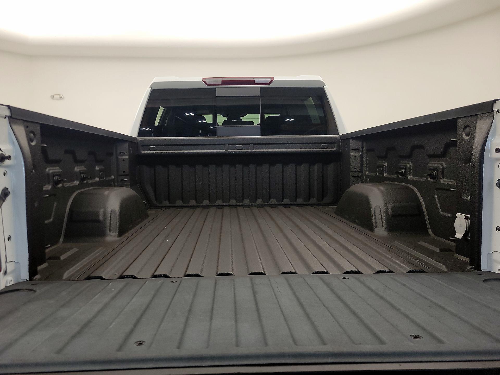 Thumbnail: 2024 Chevrolet Silverado 1500 - 20