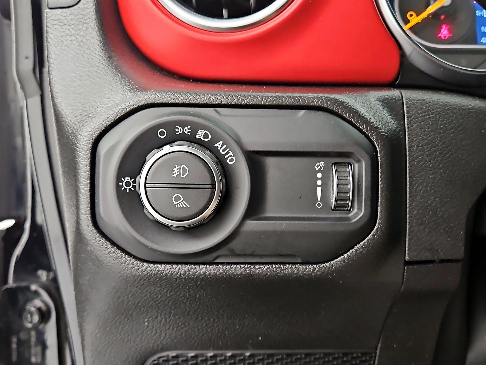 Thumbnail: 2023 Jeep Gladiator - 13
