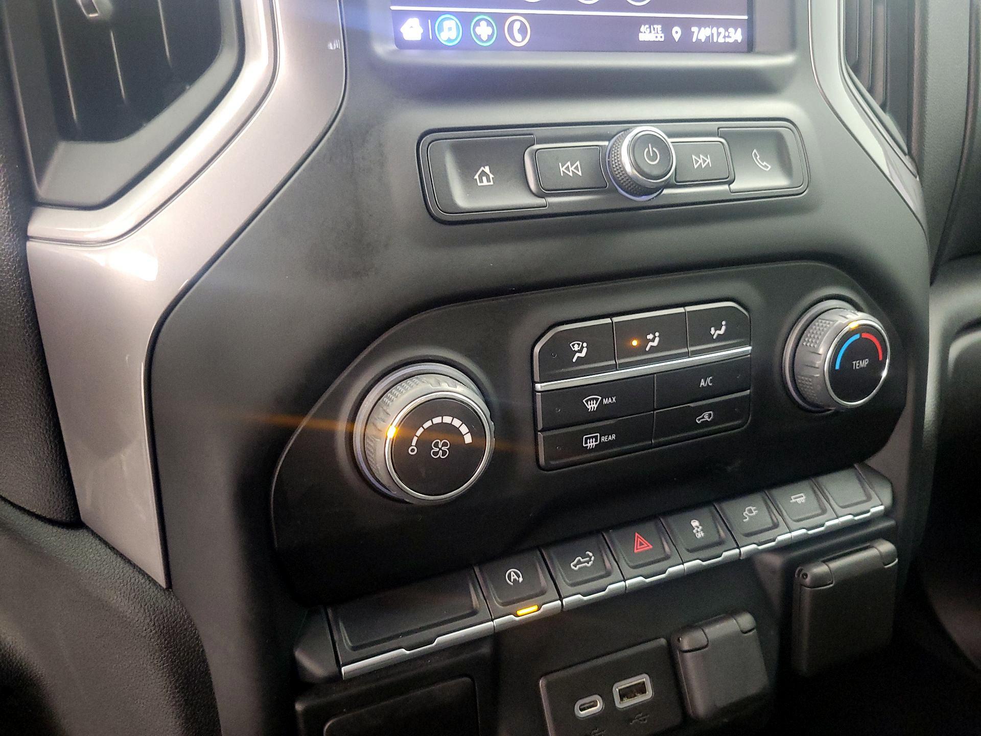 Thumbnail: 2022 Chevrolet Silverado 1500 - 16