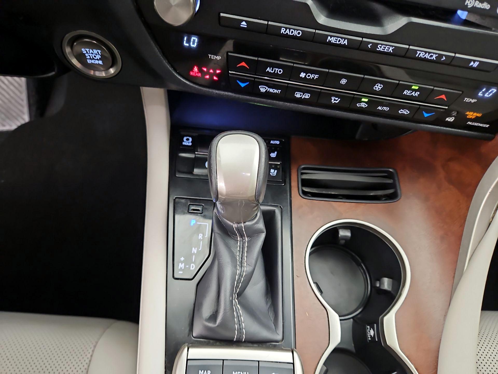 Thumbnail: 2020 Lexus RX - 18