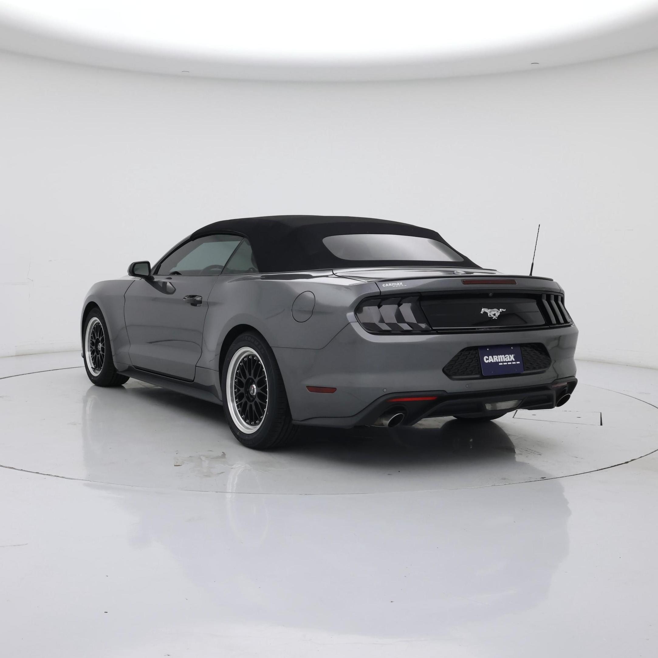 Thumbnail: 2022 Ford Mustang - 2