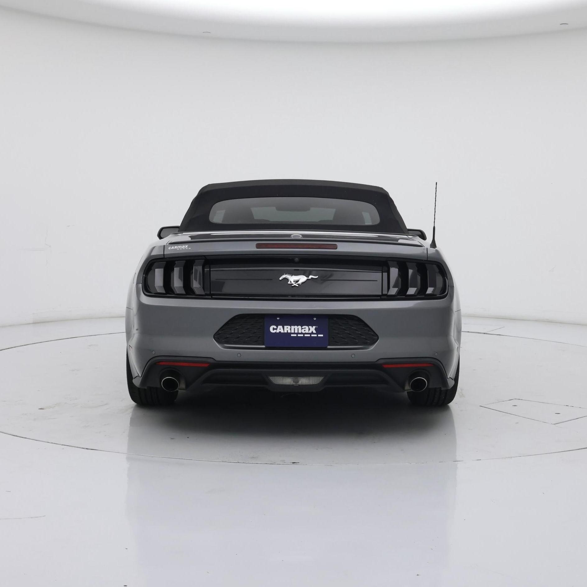 Thumbnail: 2022 Ford Mustang - 6