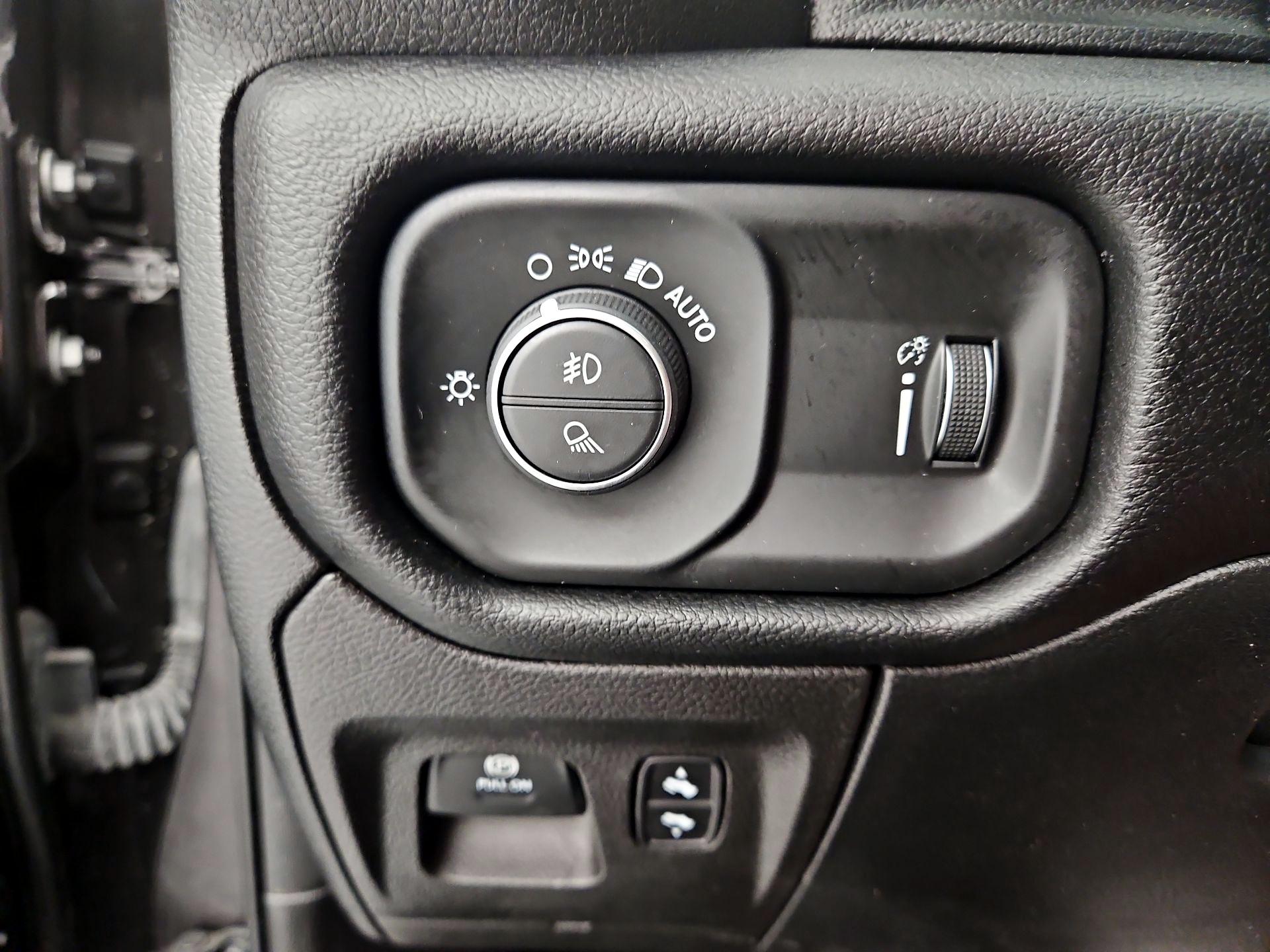 Thumbnail: 2022 RAM 1500 - 13