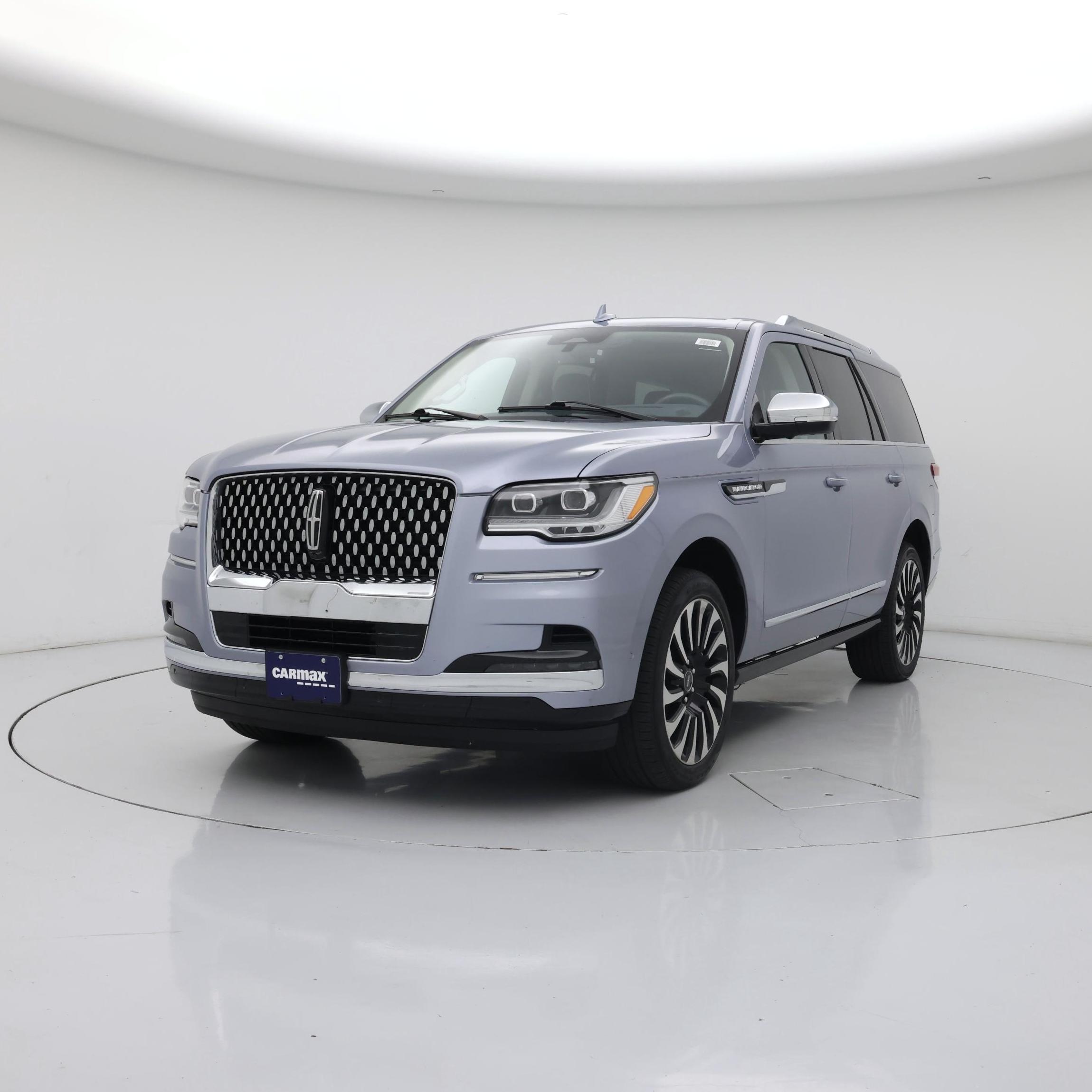 Thumbnail: 2022 Lincoln Navigator - 4
