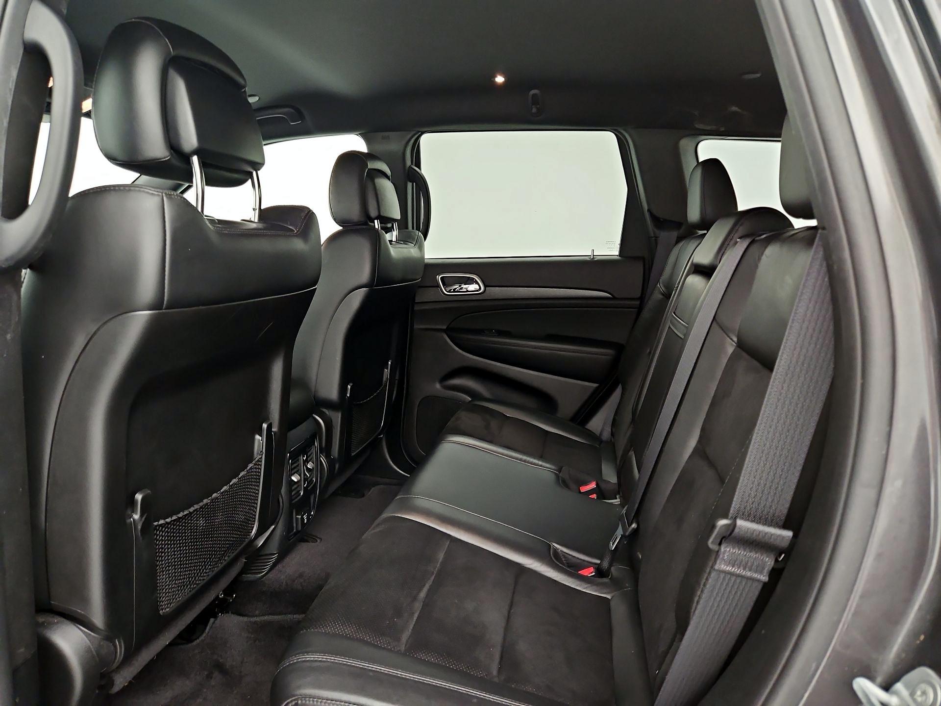 Thumbnail: 2018 Jeep Grand Cherokee - 20
