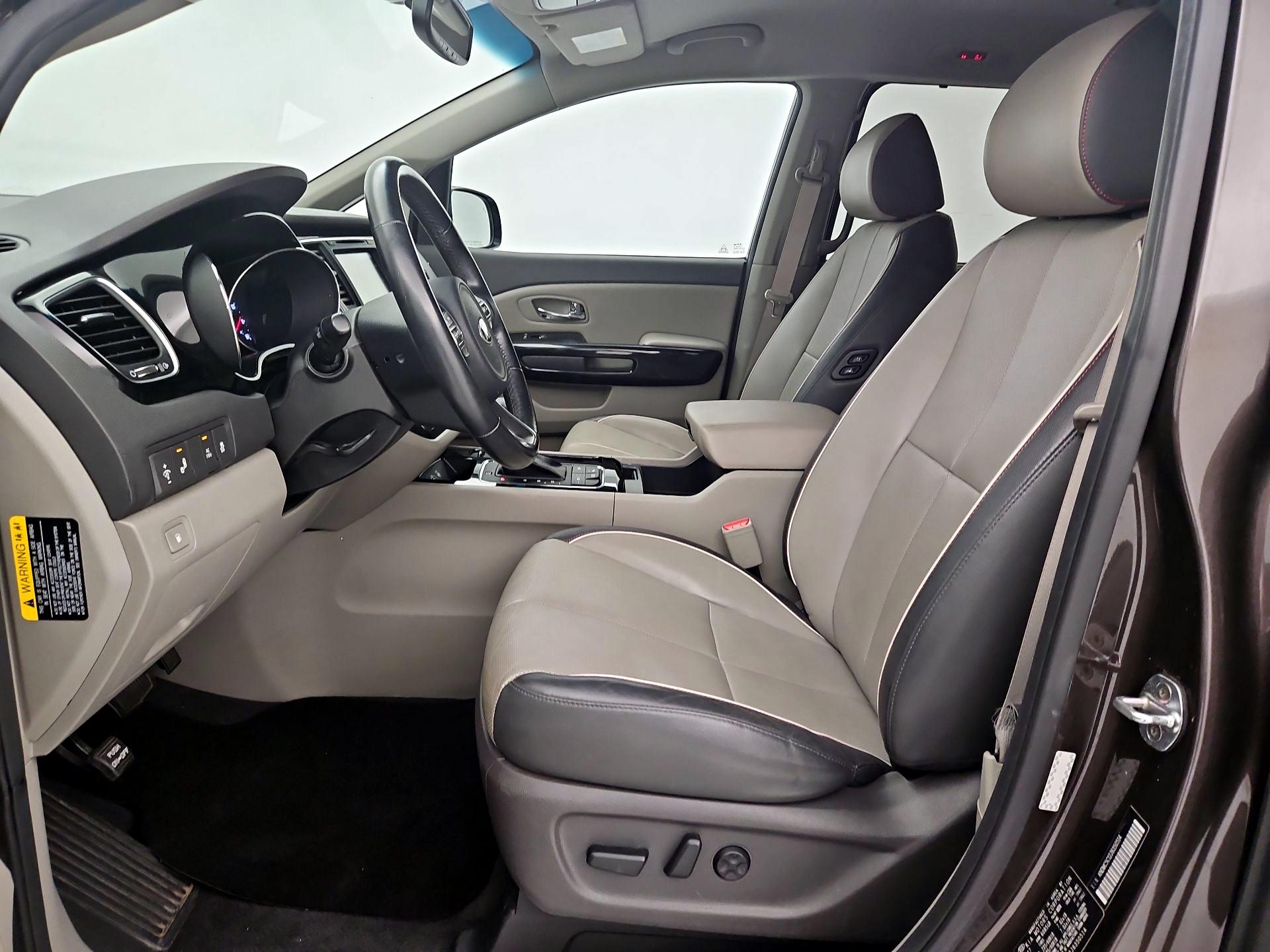 Thumbnail: 2018 Kia Sedona - 11