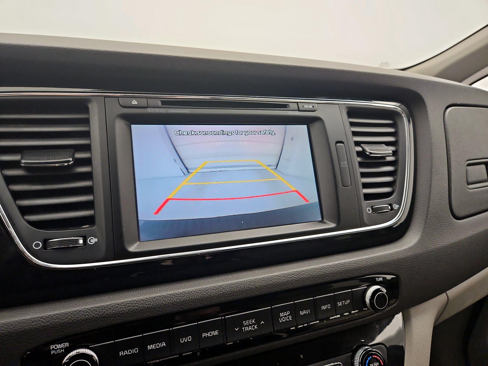 Thumbnail: 2018 Kia Sedona - 15