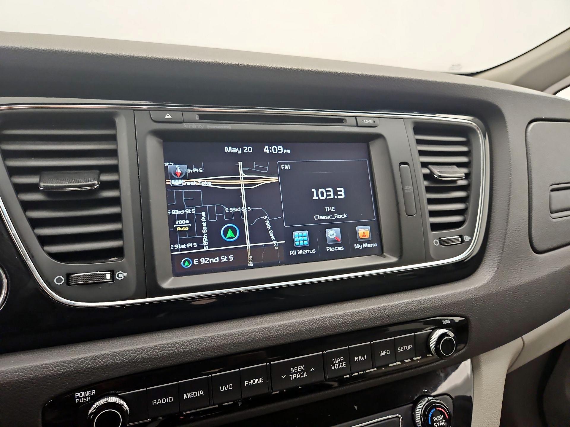 Thumbnail: 2018 Kia Sedona - 16
