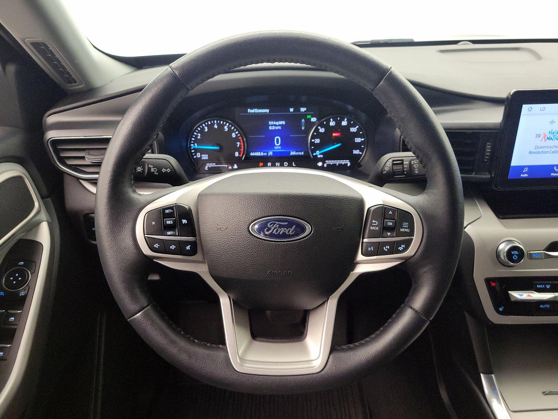 Thumbnail: 2023 Ford Explorer - 10