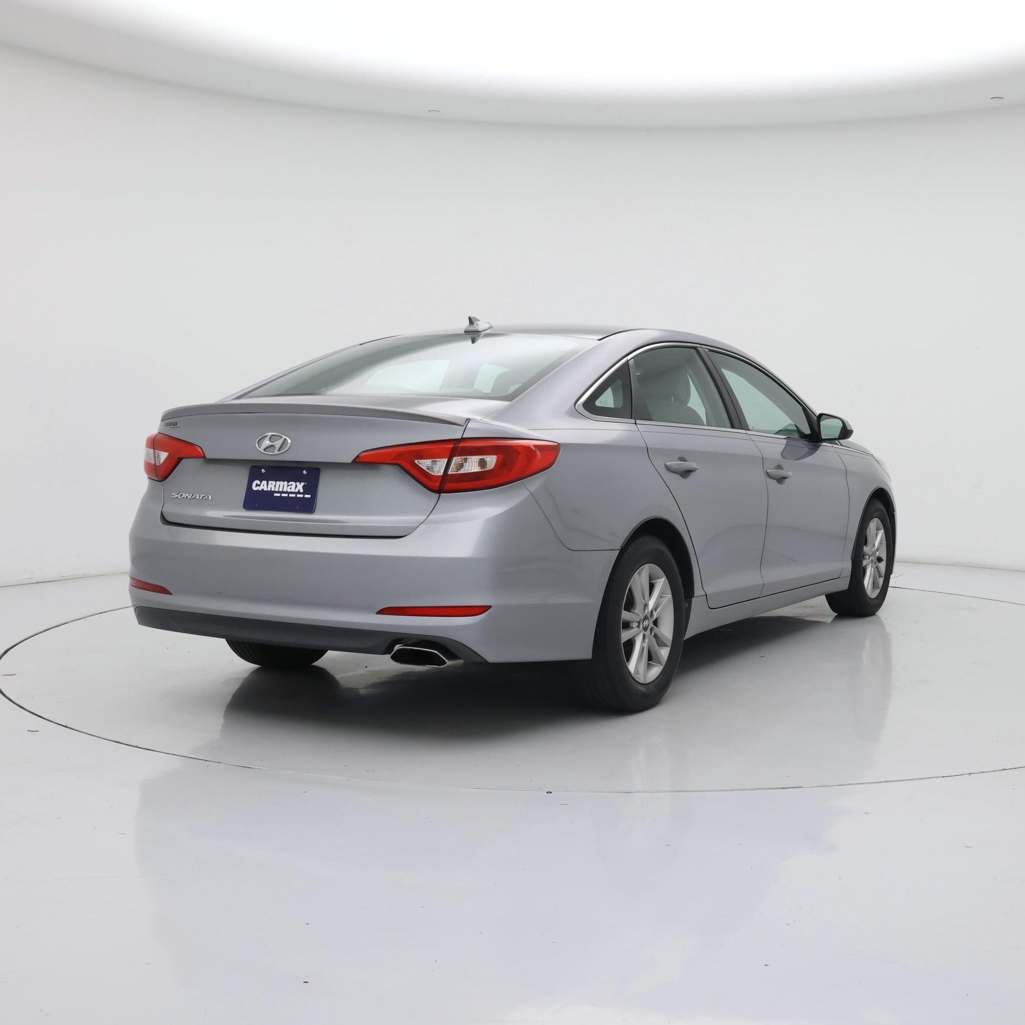Thumbnail: 2015 Hyundai Sonata - 8