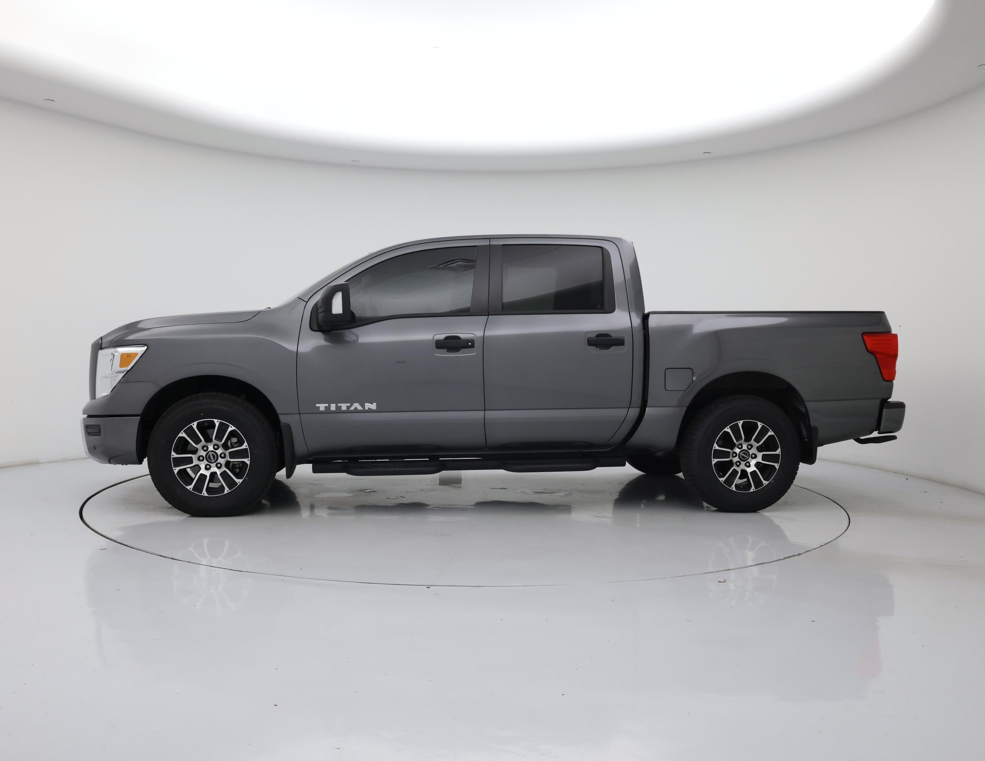 Thumbnail: 2023 Nissan Titan - 3