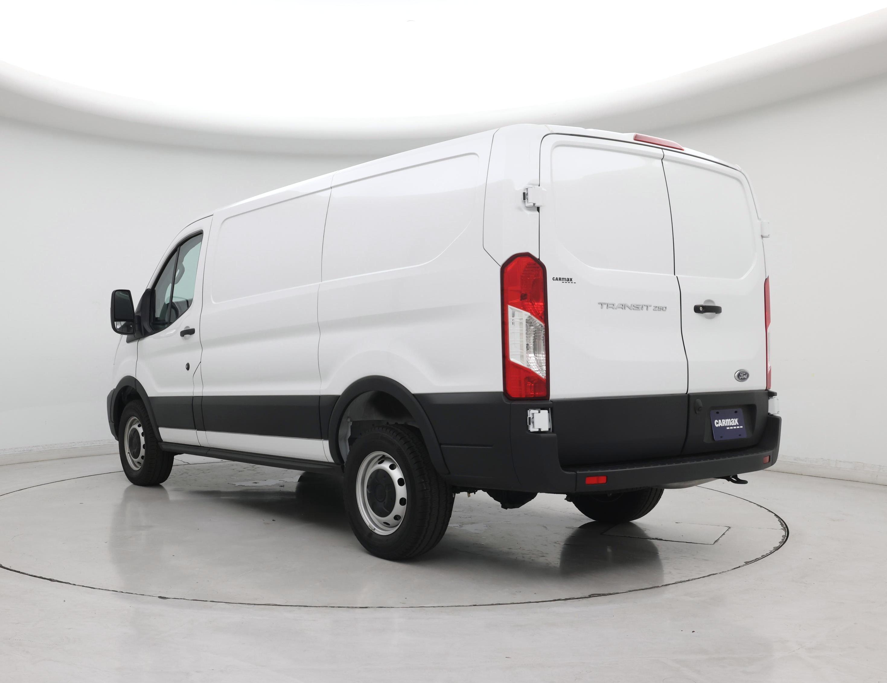 Thumbnail: 2024 Ford Transit Series - 2