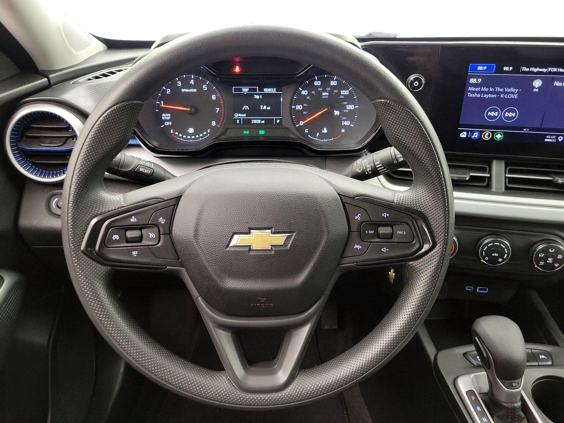 Thumbnail: 2024 Chevrolet Trax - 10