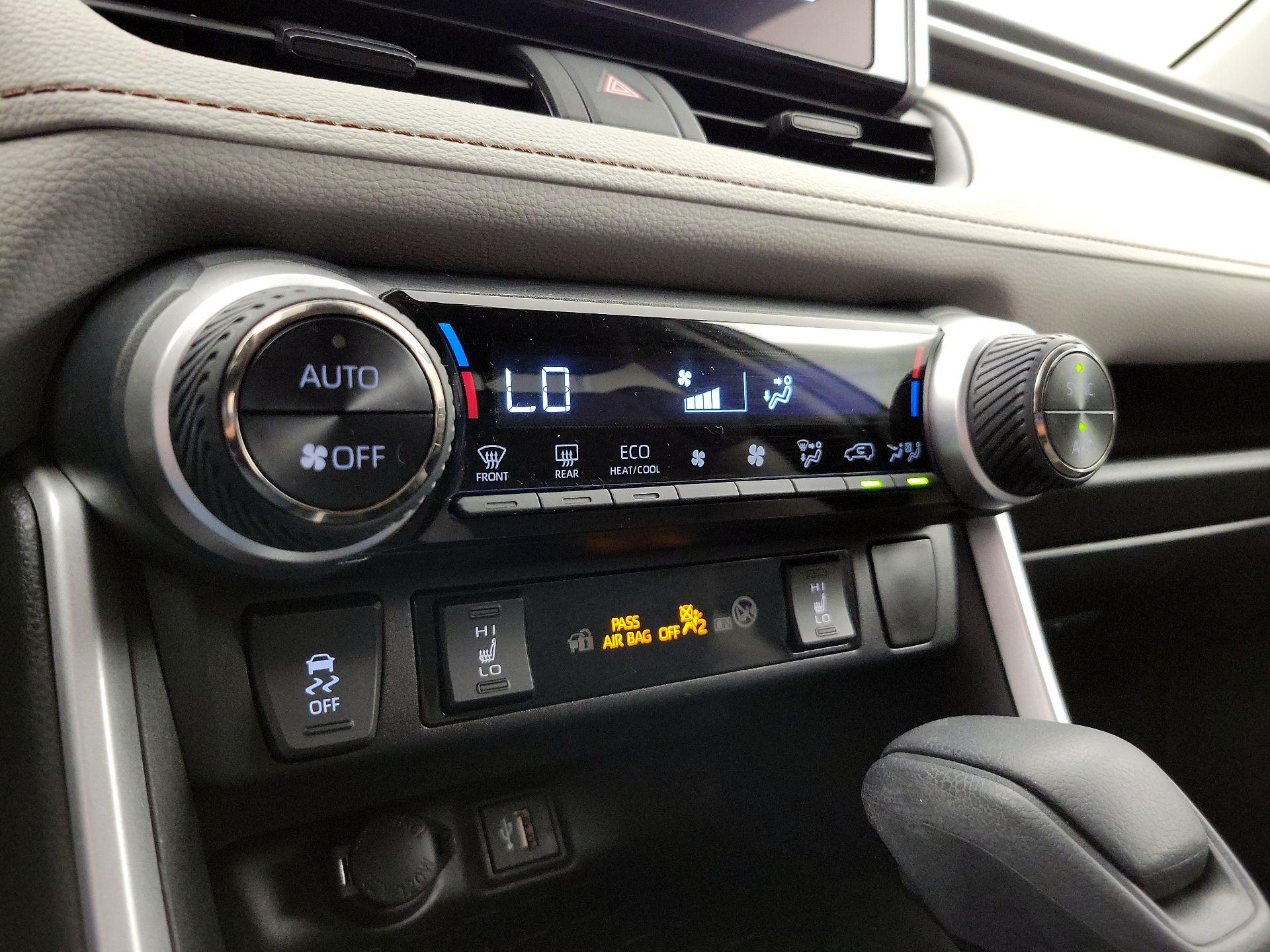 Thumbnail: 2023 Toyota RAV4 - 16
