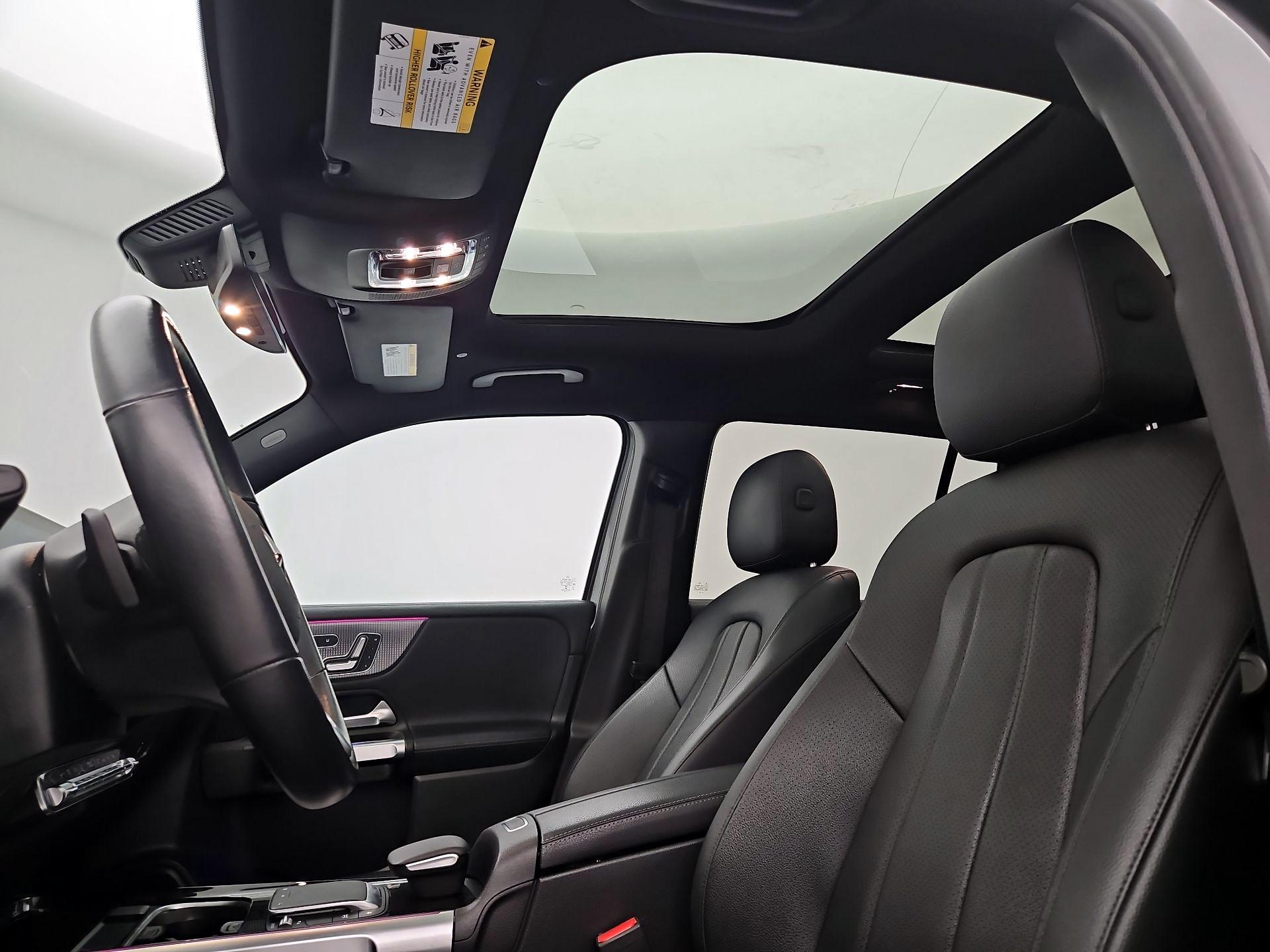 Thumbnail: 2021 Mercedes-Benz GLB - 19